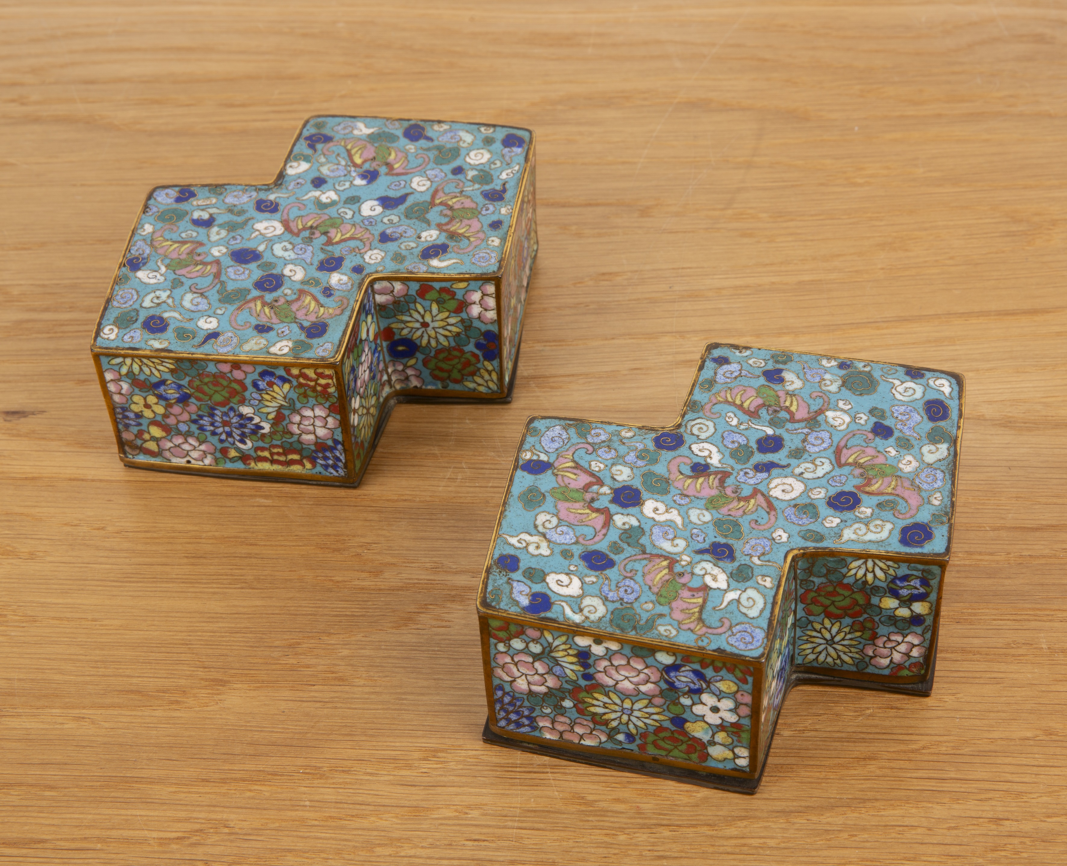 Pair of shaped blue ground cloisonne boxes Chinese, 19th Century each with bat and butterfly - Image 2 of 7