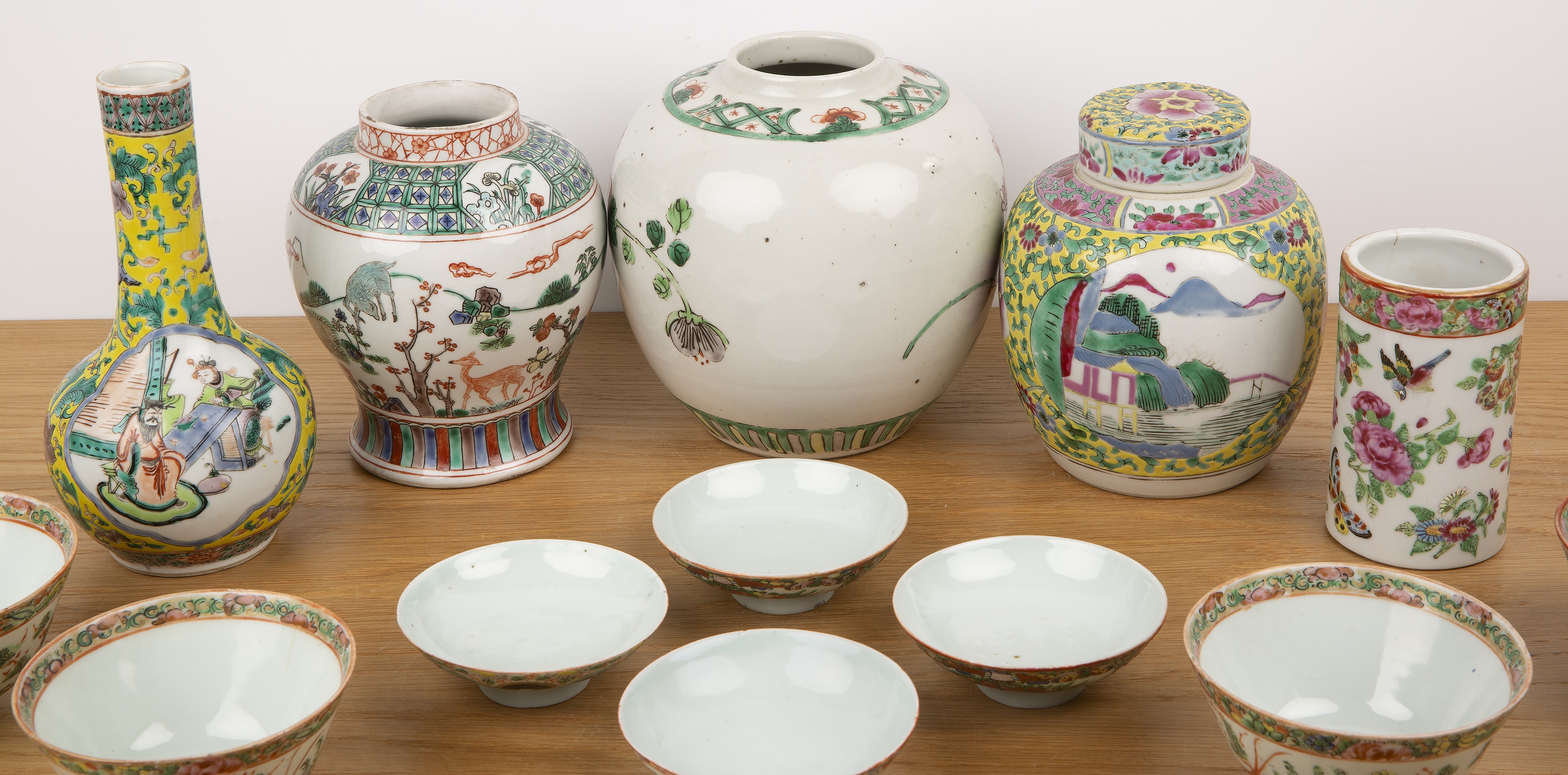 Group of pieces Chinese, 19th/20th Century including a yellow ground bottle vase, 20cm high, a - Image 6 of 7