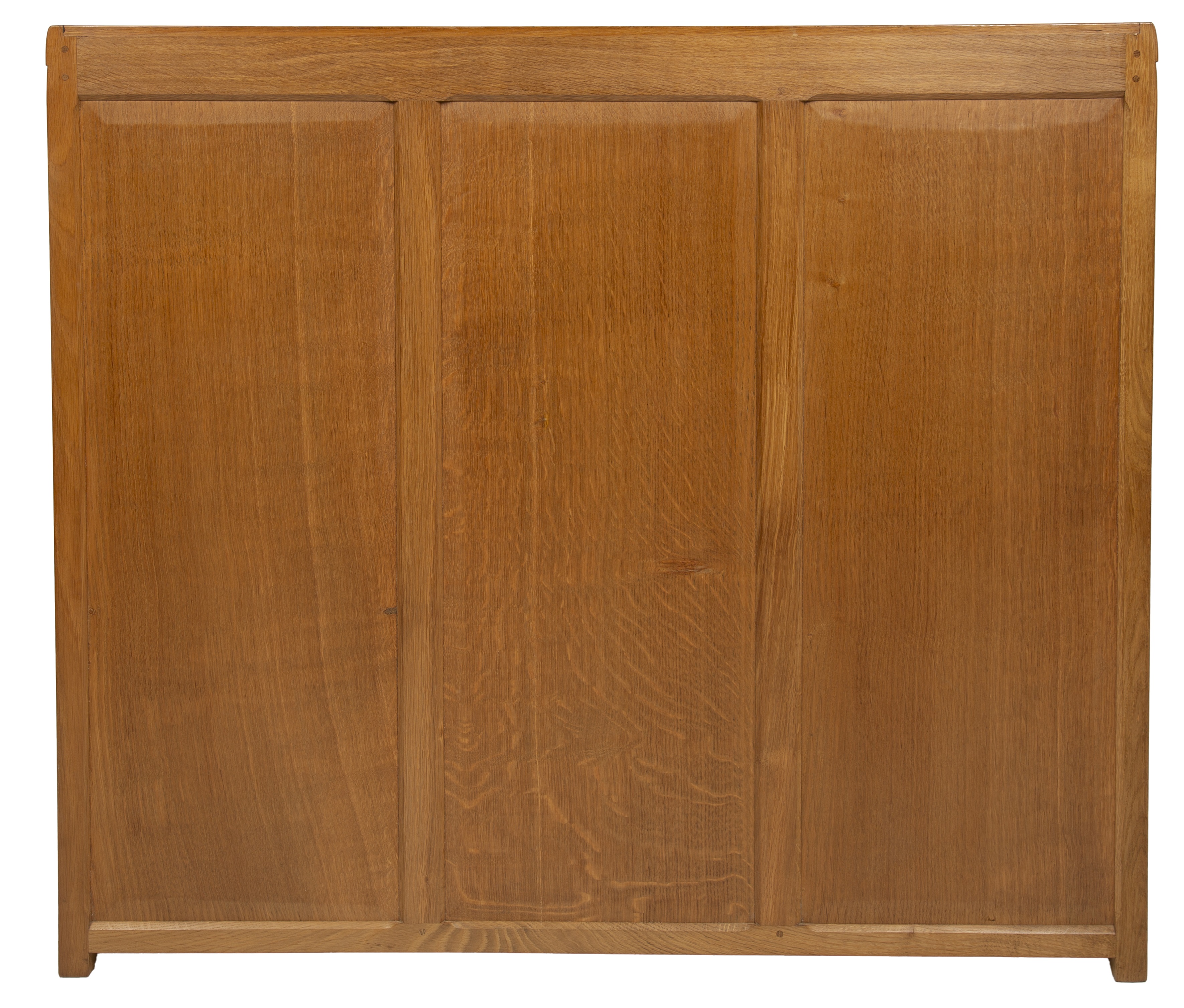 Robert Thompson of Kilburn (1876-1955) Mouseman open bookcase, circa 1970 oak, with halfpenny - Image 4 of 8