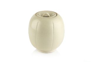 William 'Bill' Marshall (1923-2007) Ovoid pot and cover the body with incised lines and light