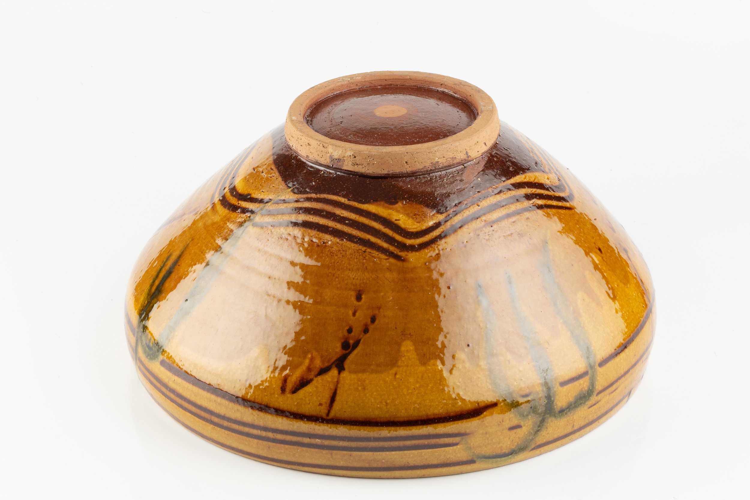 Clive Bowen (b.1943) Large bowl slipware 19cm high, 37cm diameter. - Image 3 of 3