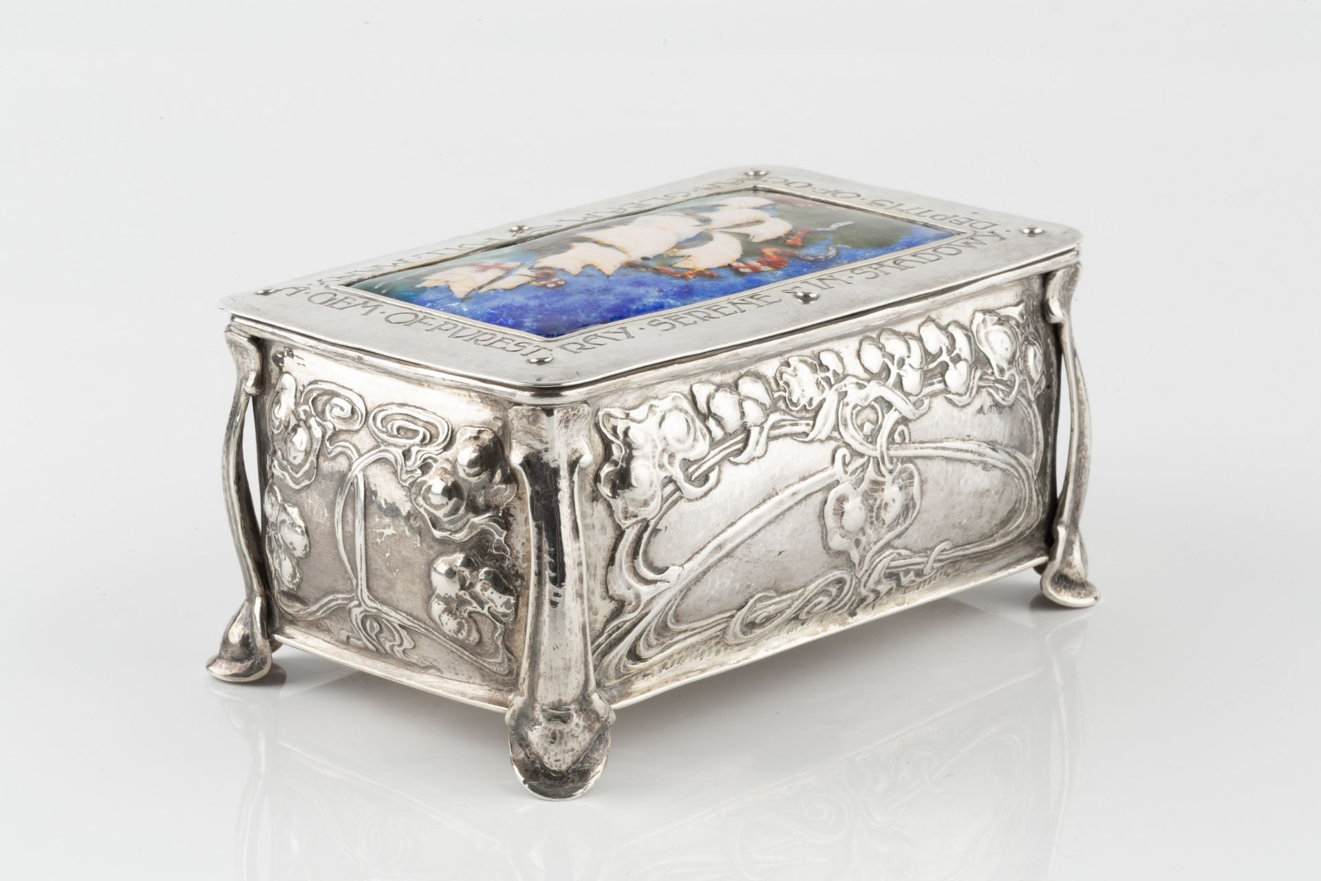 Omar Ramsden (1873-1939) and Alwyn Carr (1872-1940) An Arts & Crafts silver and enamel box, 1902 the - Bild 2 aus 18