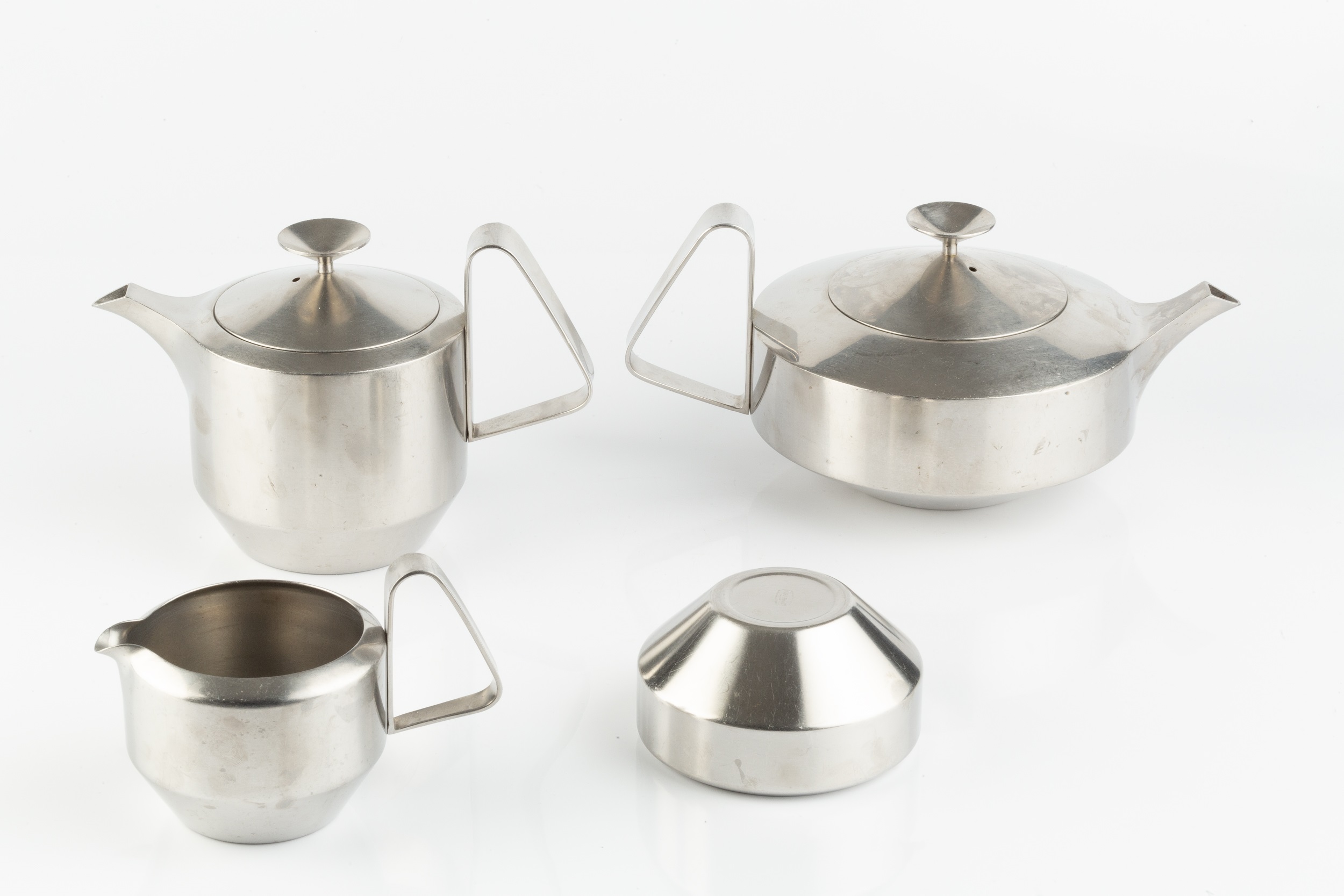 Robert Welch for Old Hall Alveston tea set stainless steel manufacturer's marks teapot 27cm - Image 2 of 3