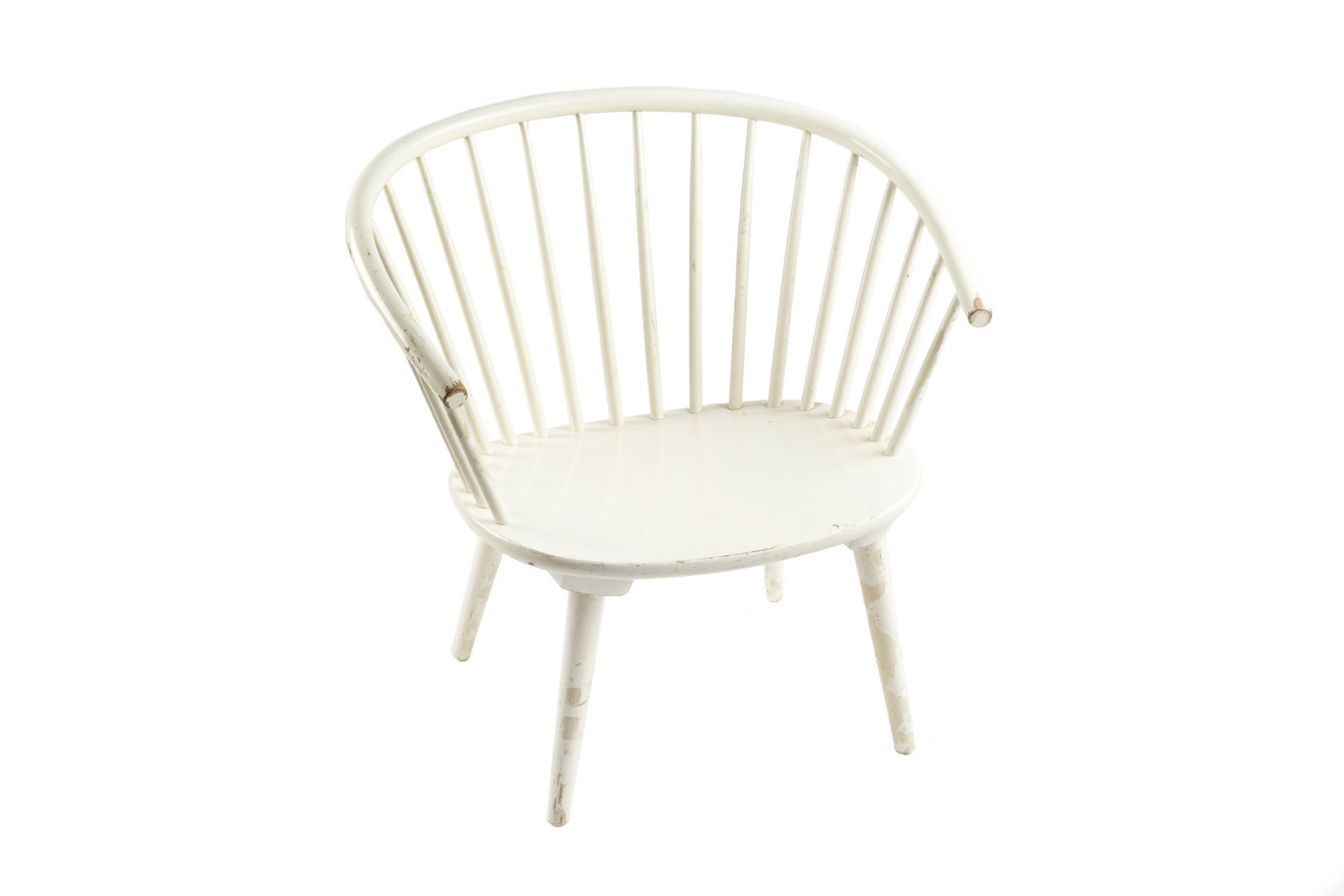 Ejvind A. Johansson (1923-2002) for Fredericia Stick-back armchair white painted wooden frame 77cm