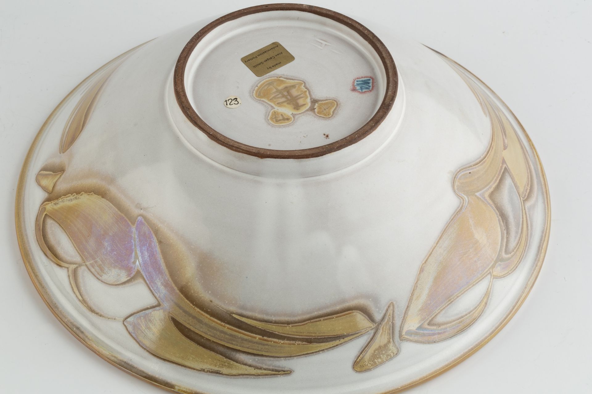 Alan Caiger-Smith (1930-2020) at Aldermaston Pottery Footed bowl decorated in gold lustre painted - Bild 3 aus 3