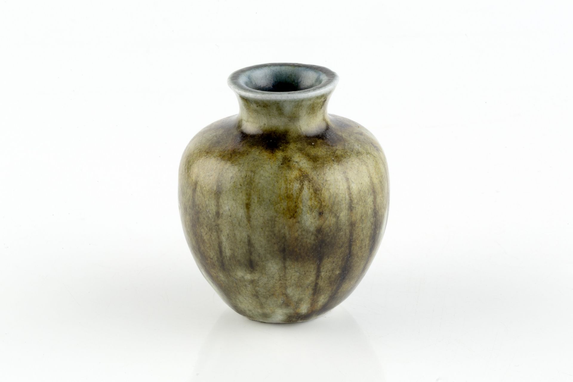 Edwin and Walter Martin for Martin Brothers Miniature gourd vase green striped glaze incised 'Martin - Bild 2 aus 3