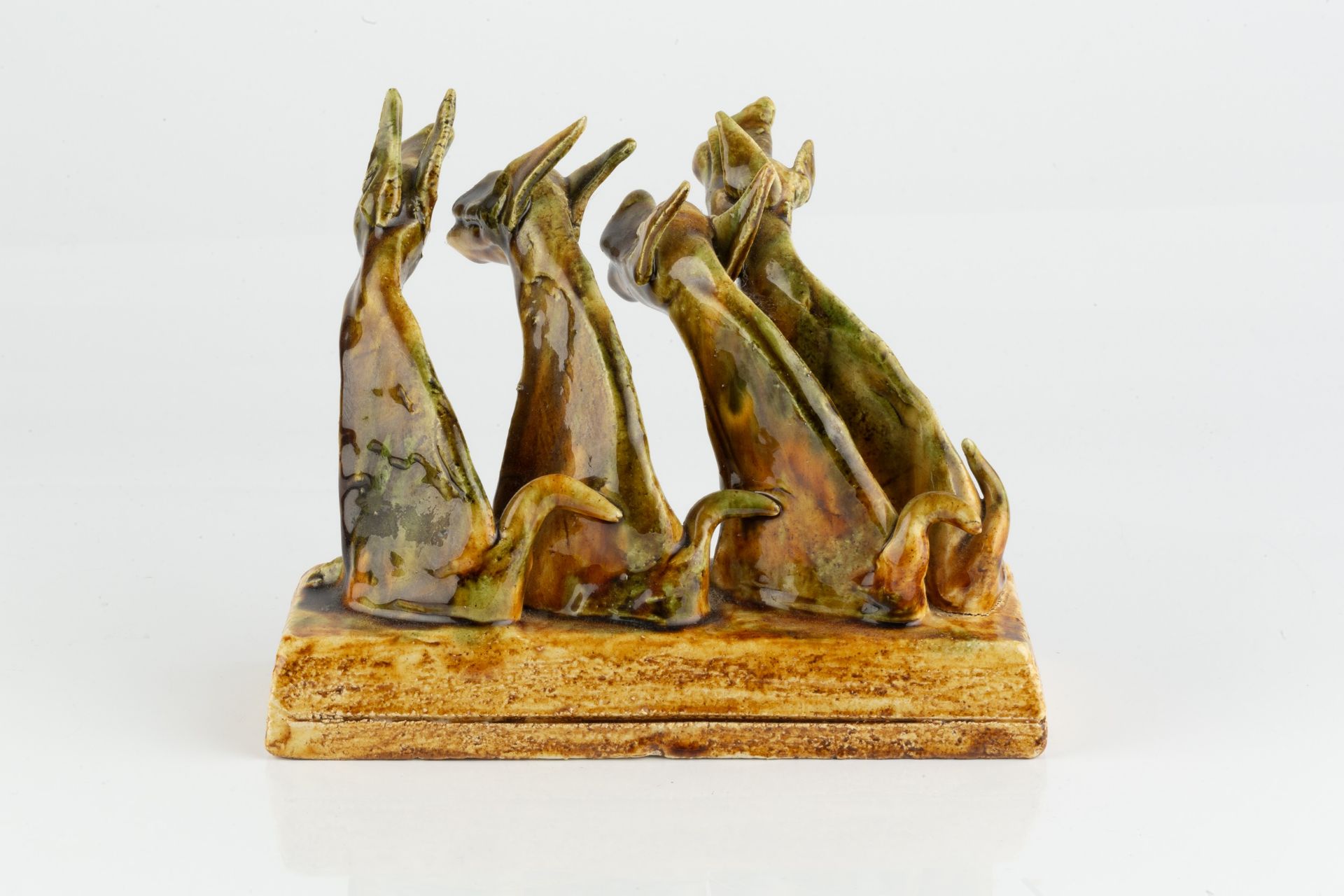 Ian Gregory (1942-2021) Four Dogs Howling impressed potter's seal 15cm high, 20cm wide. - Image 3 of 4