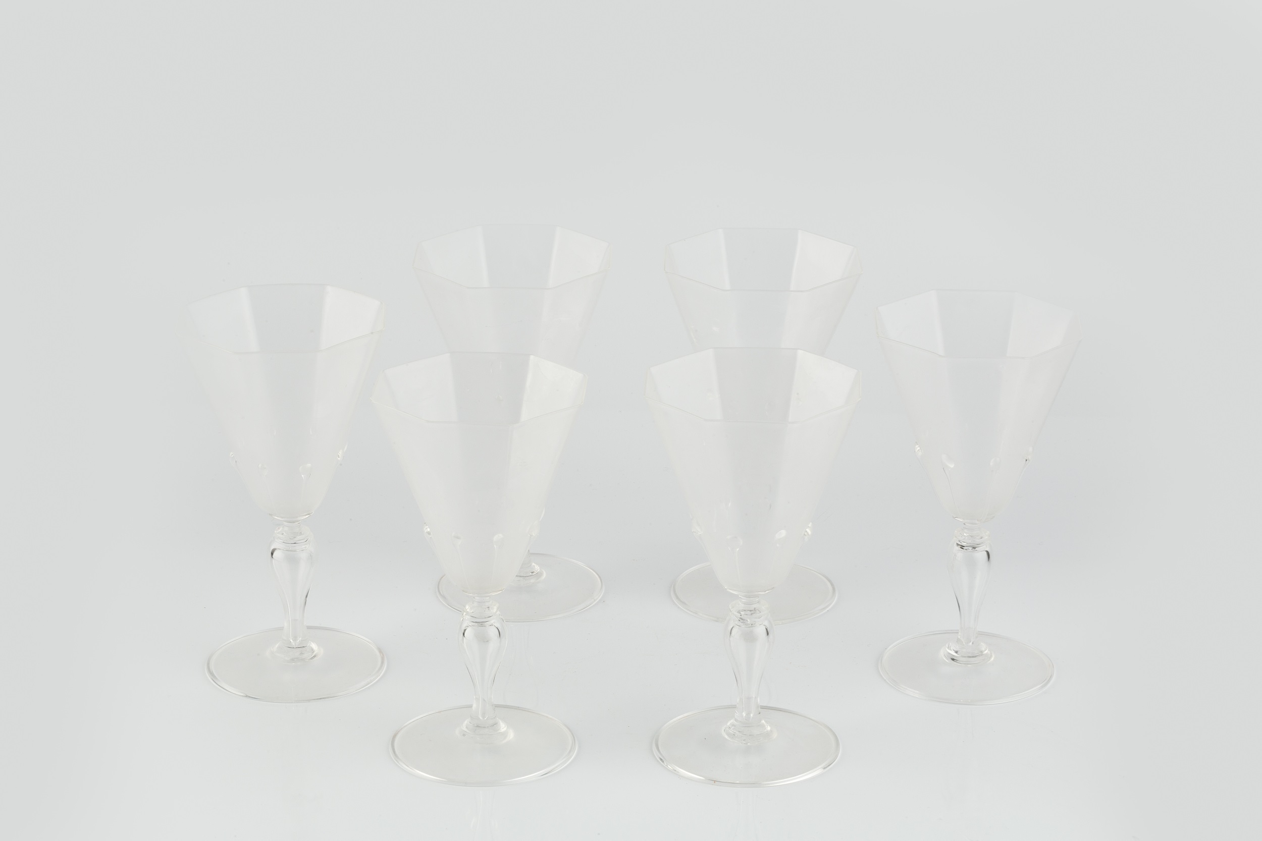 Murano A set of six Salviati wine glasses glass, octagonal form with applied 'teardrop' design