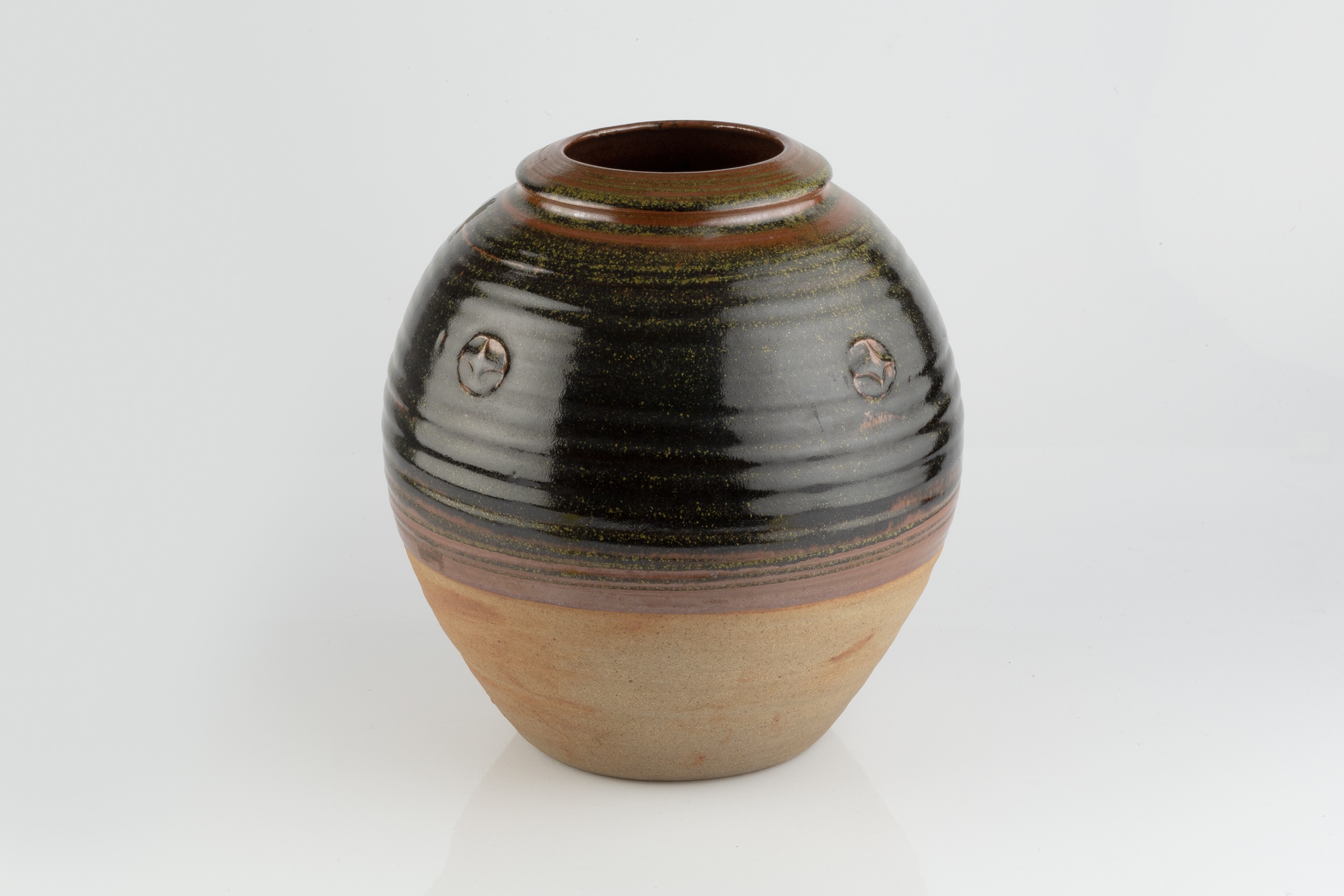 Attributed to Ray Finch (1914-2012) Large jar with partial tenmoku glaze 31 cm high; with an Eddie - Image 2 of 5