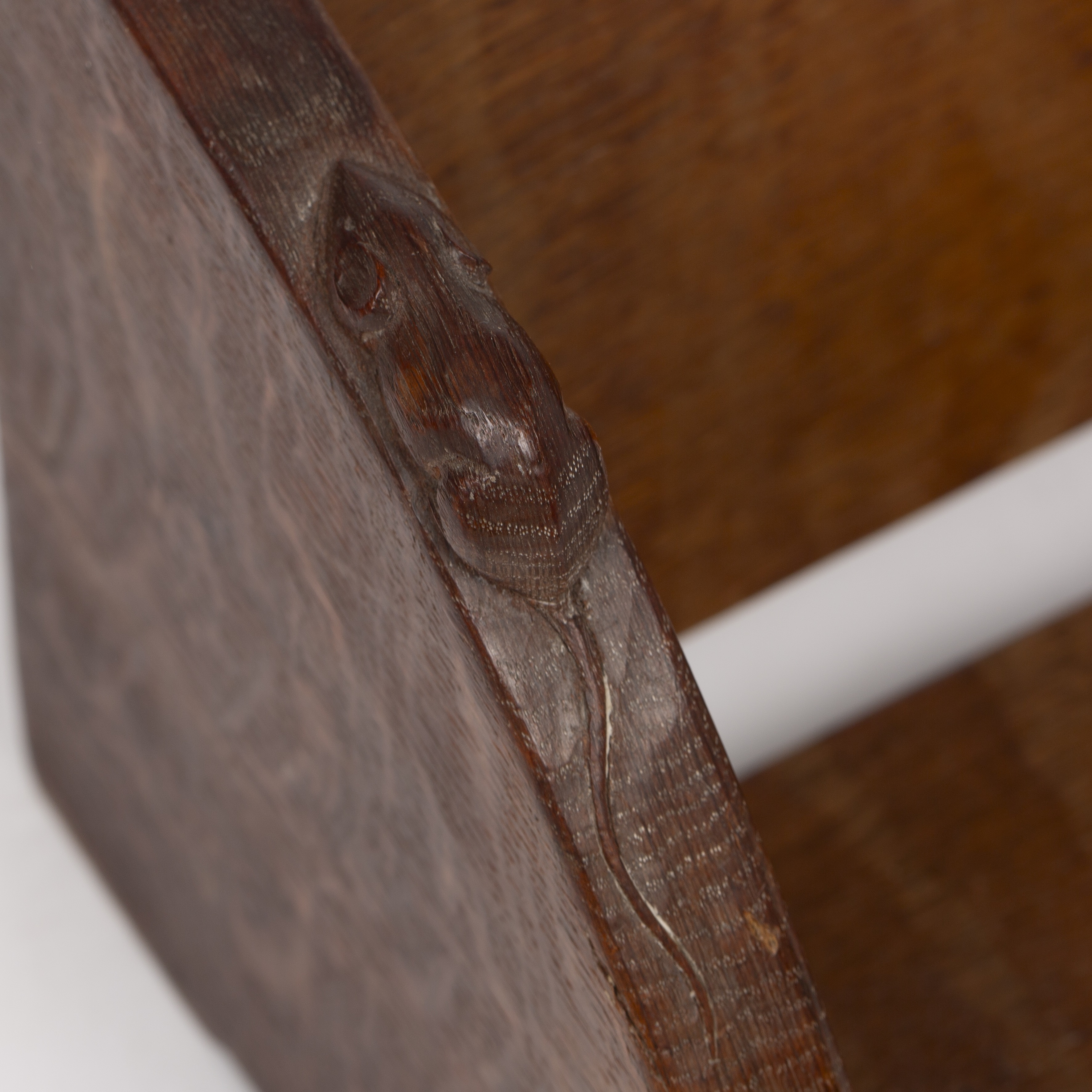 Robert Thompson of Kilburn (1876-1955) Mouseman book trough, circa 1940 oak carved mouse signature - Image 5 of 6