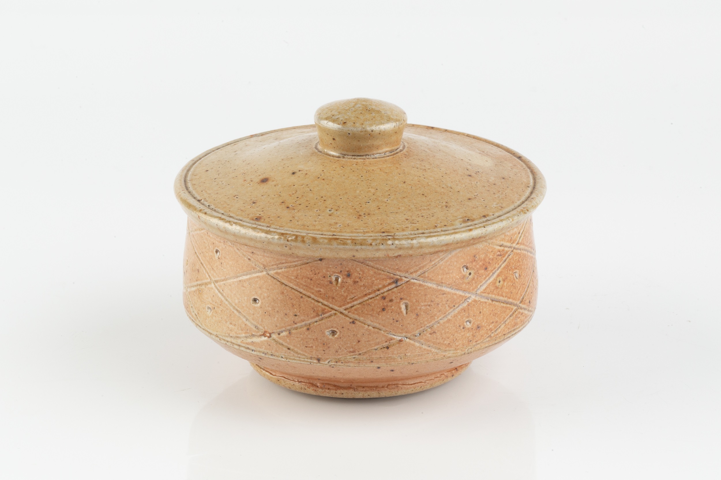 Sarah Walton (b.1945) Yunomi stoneware, with chequered design and salt glaze impressed potter's seal - Image 3 of 6