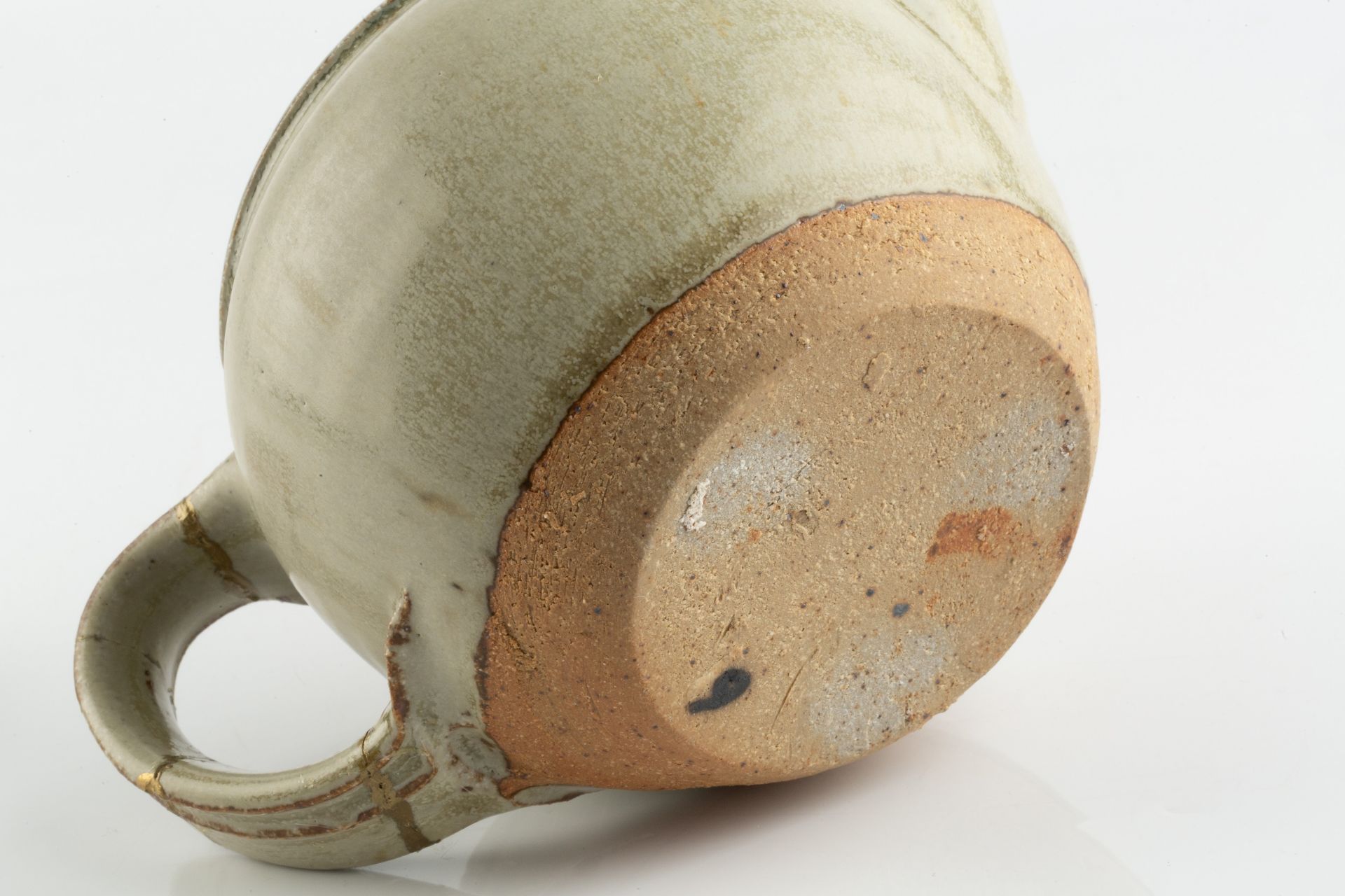 Richard Batterham (1936-2021) Teapot stoneware, light green ash glaze 13.5cm high. - Bild 4 aus 4