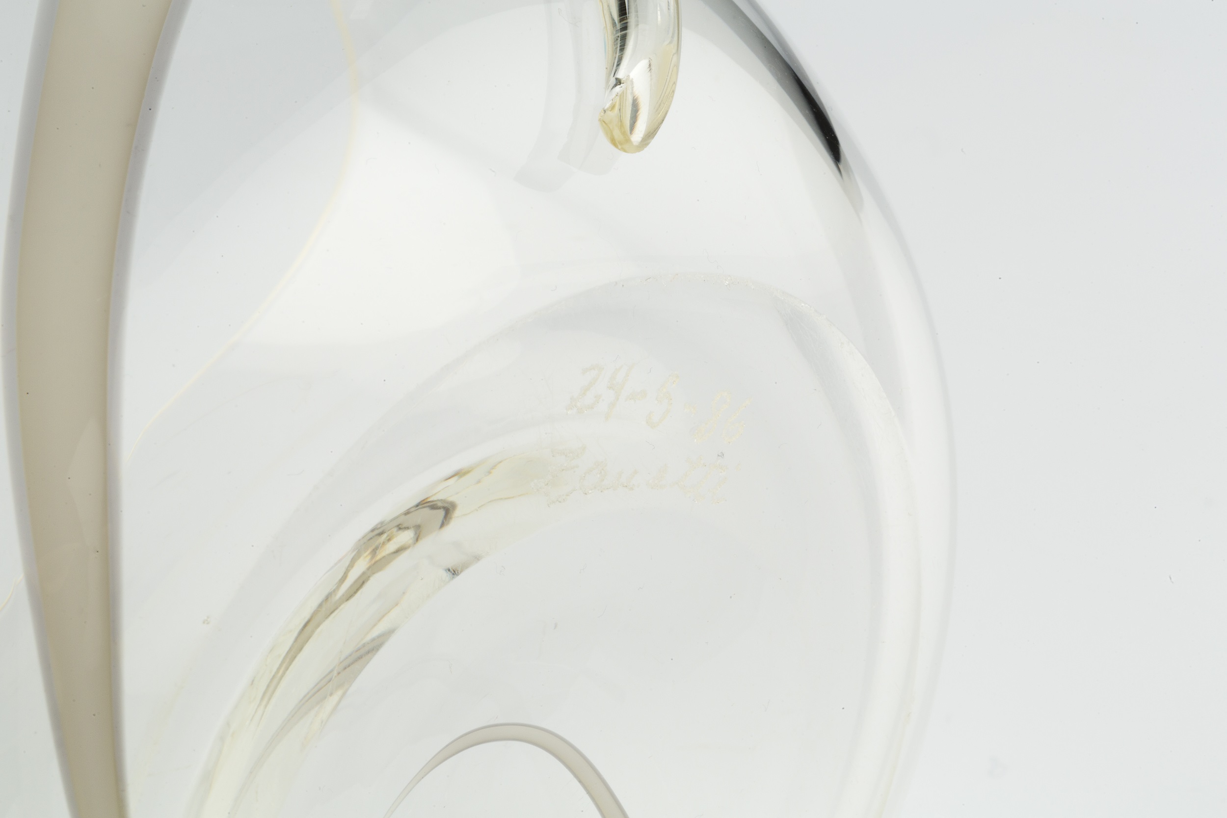 Licio Zanetti Murano glass bowl, 1986 clear glass with white stripes signed and dated 14cm high, - Image 3 of 3