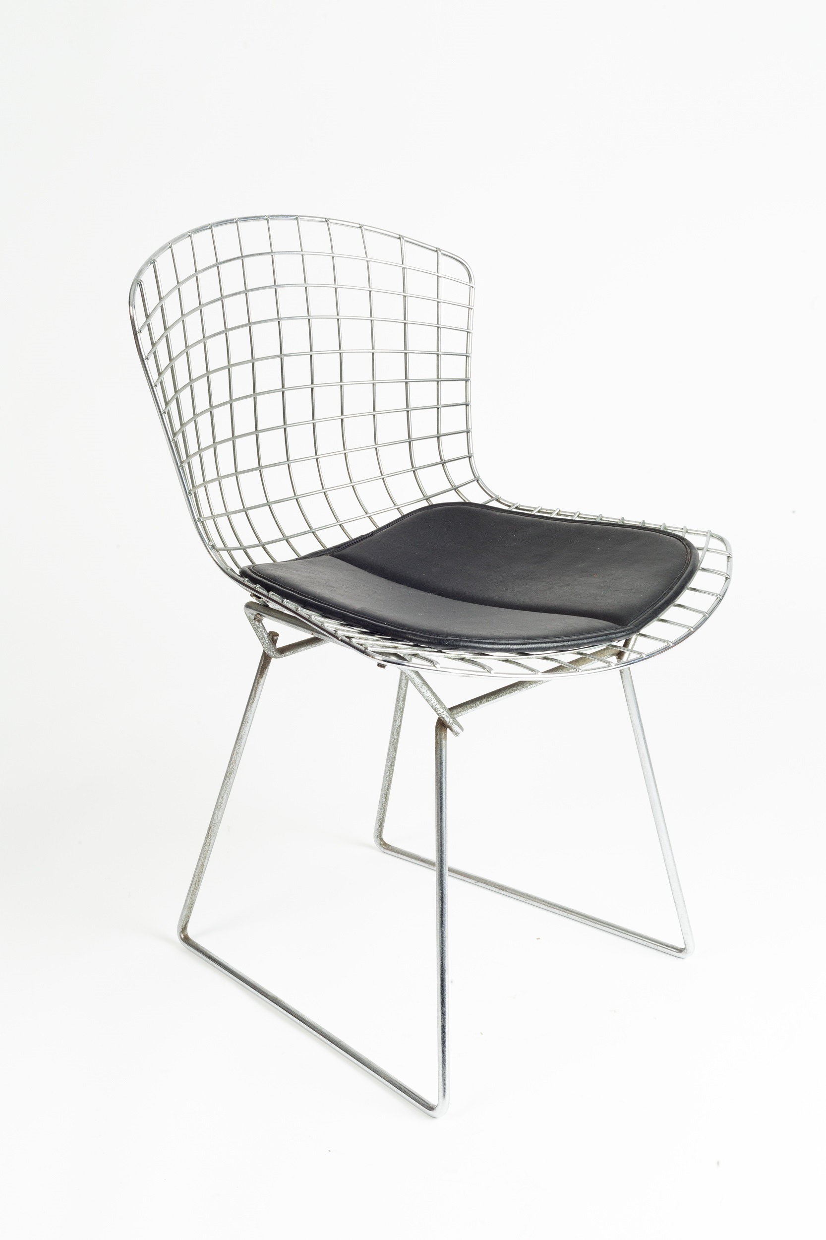 Harry Bertoia (1915-1978) A set of six side chairs, designed in 1952 model 430 chrome plated - Image 2 of 21