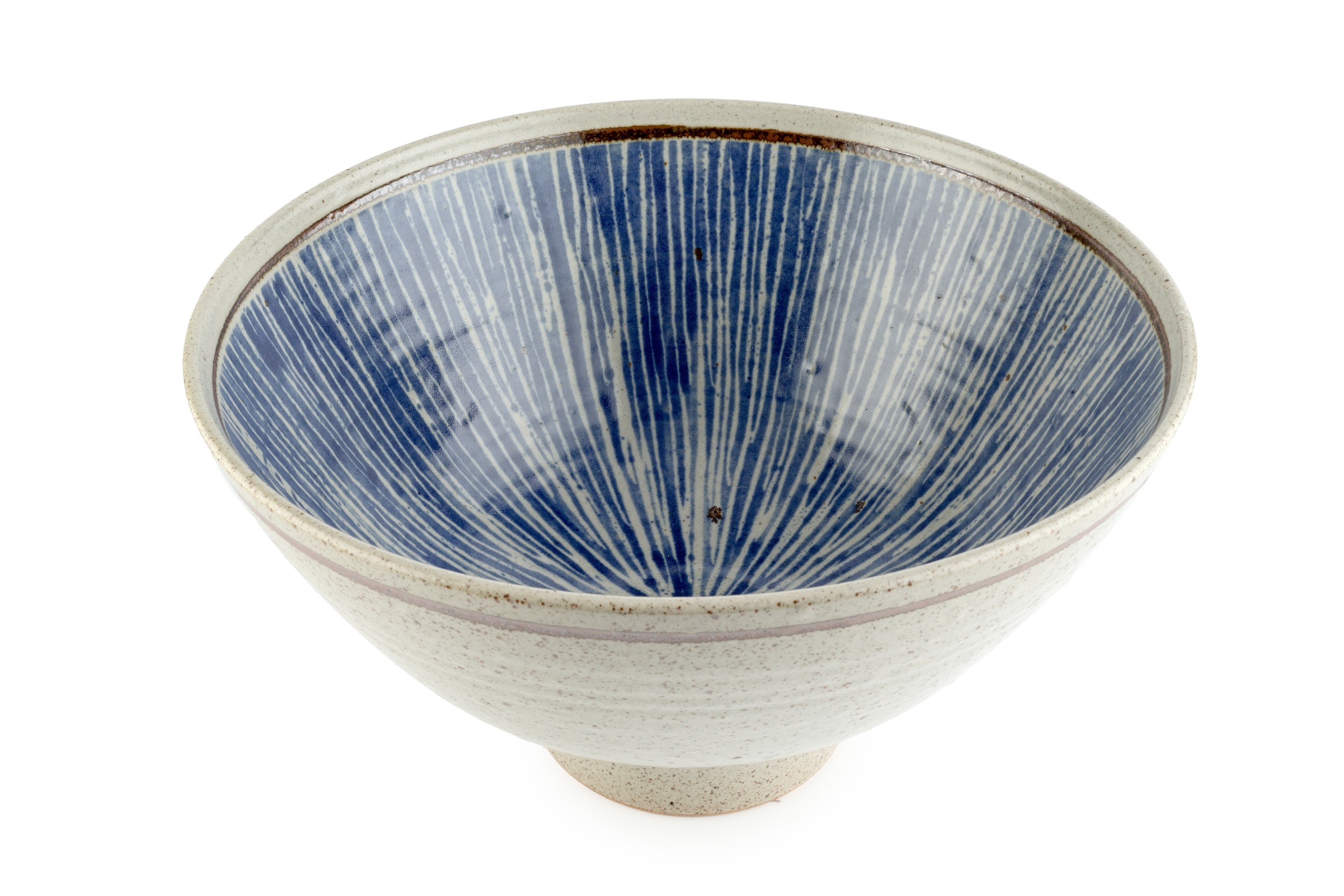 David Lloyd-Jones (1928-1994) Large footed bowl stoneware, with oatmeal glaze and blue lined pattern