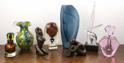 Collection of modern glassware to include a Stanislav Libensky glass vase, approximately 23cm