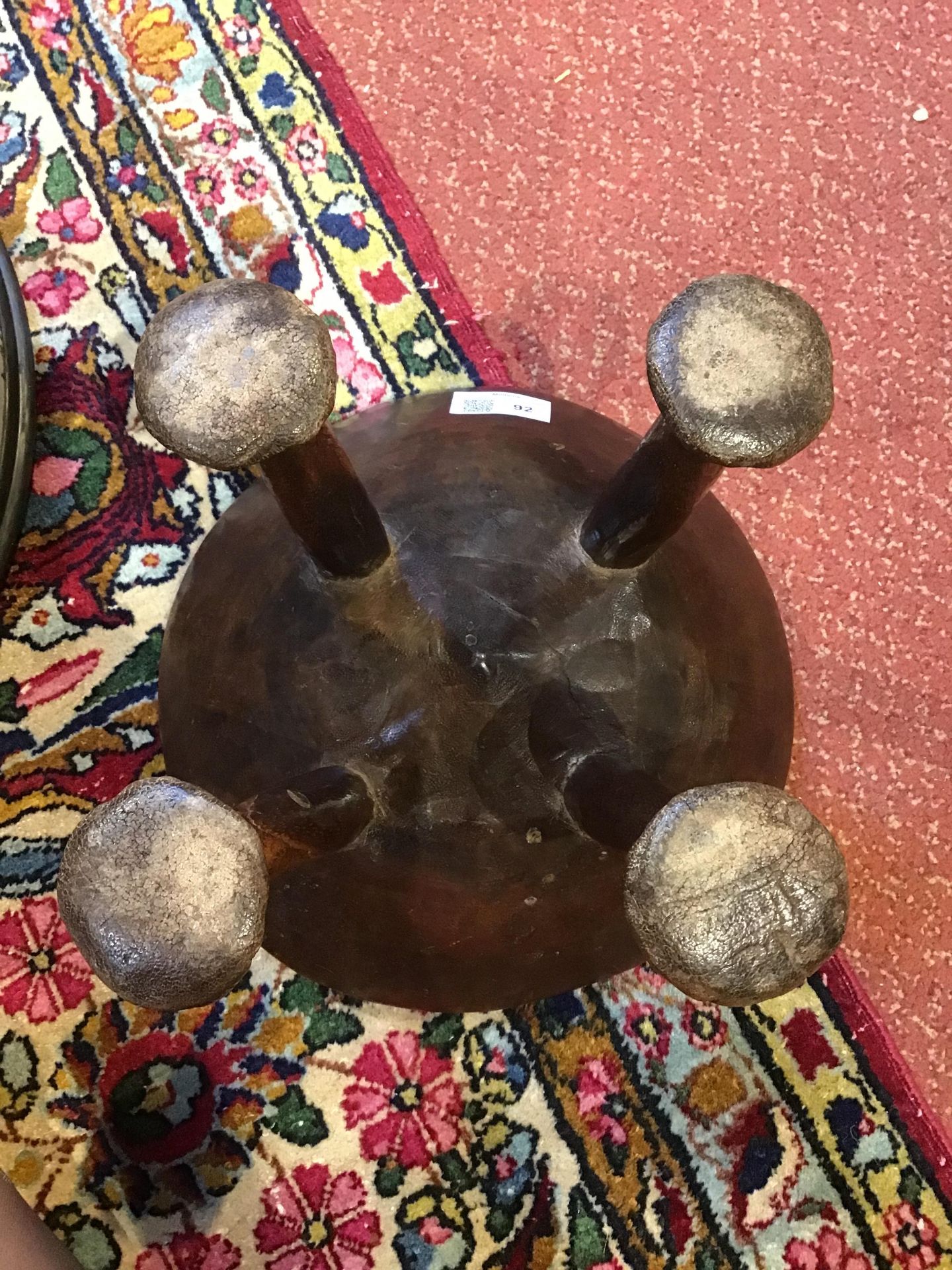 A 19th century African Zulu stick 90cm together with a 19th century African tribal stool 25cm wide - Bild 5 aus 22