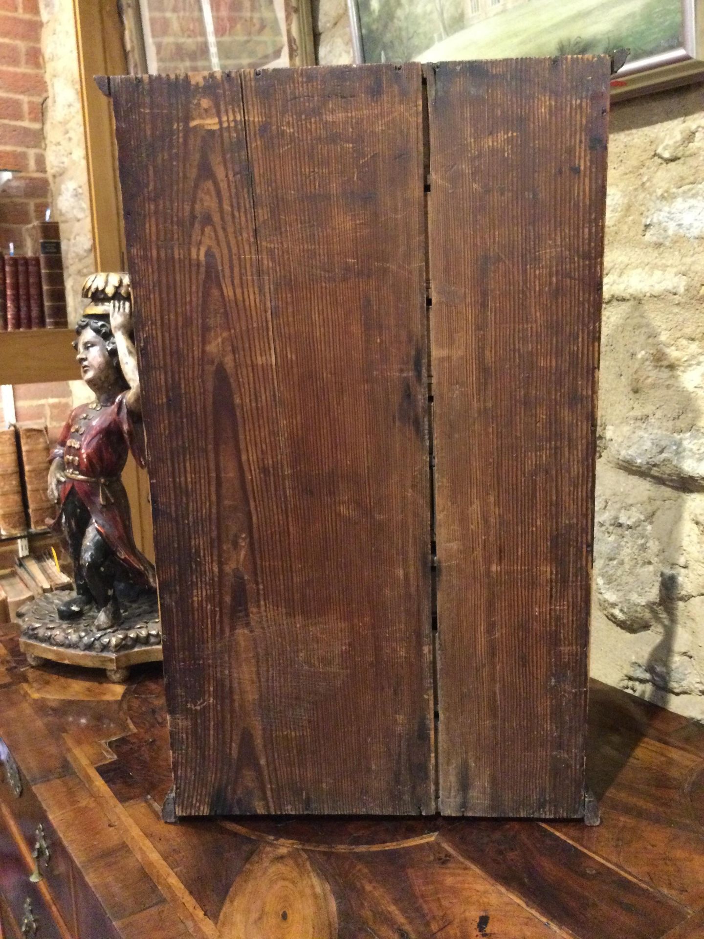 An 18th century elm apprentice bureau bookcase with panelled doors above a fall front three - Bild 15 aus 26