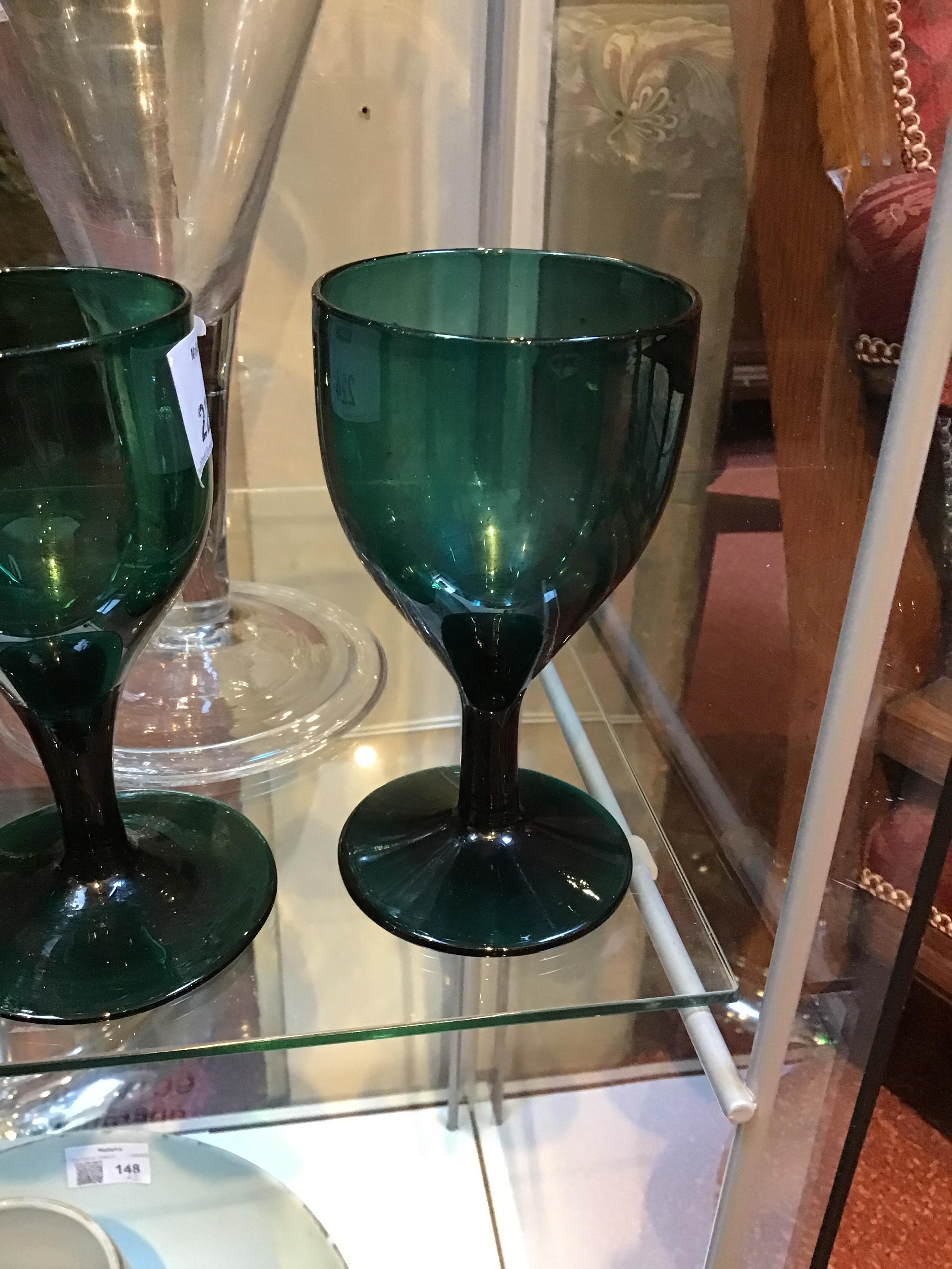 A set of eight Bristol wine glasses circa 1800-1820 7cm wide 12.5cm high All with good ting/ring - Bild 4 aus 8