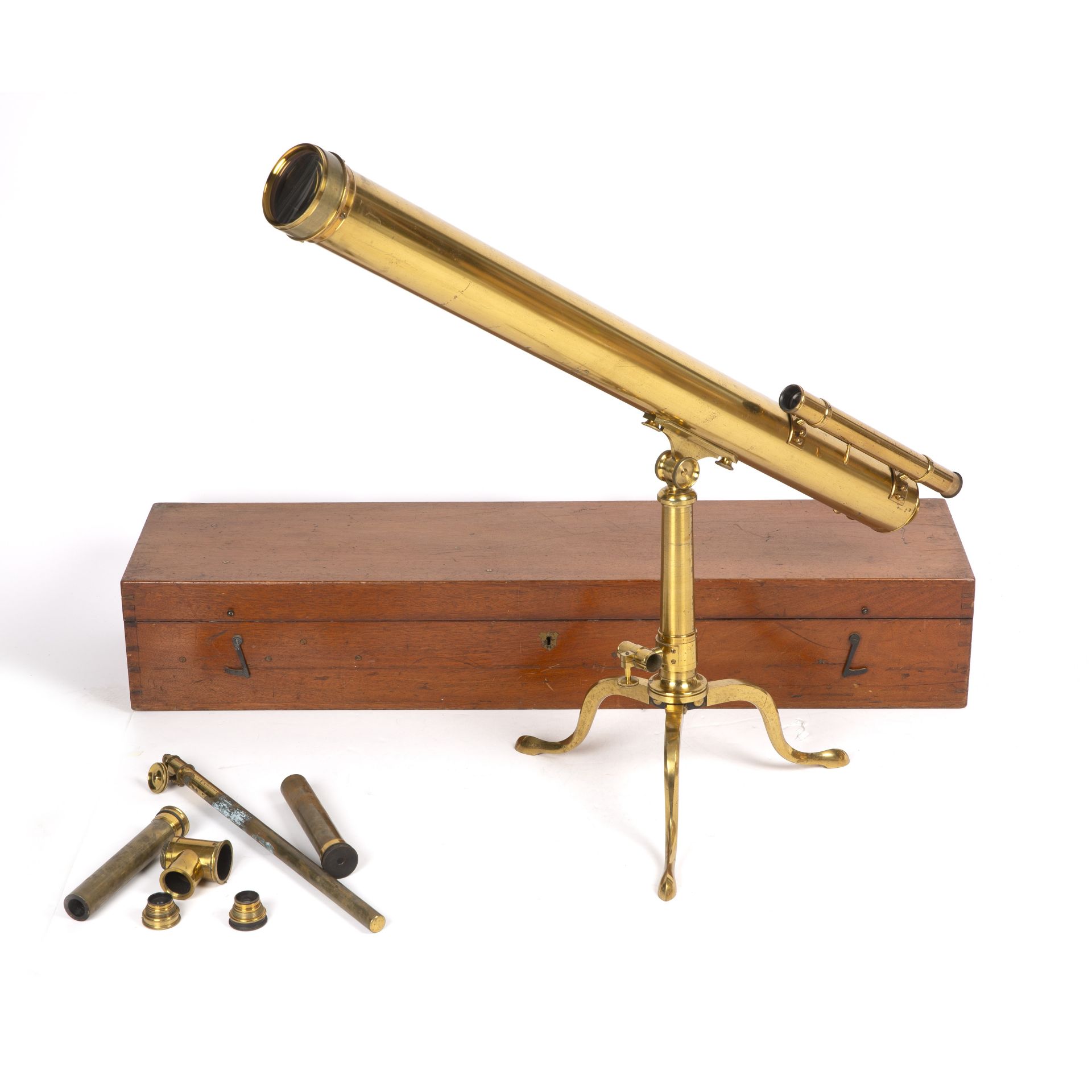 An early 20th century brass refracting telescope by Watson and sons 95cm in length with its original - Bild 5 aus 5