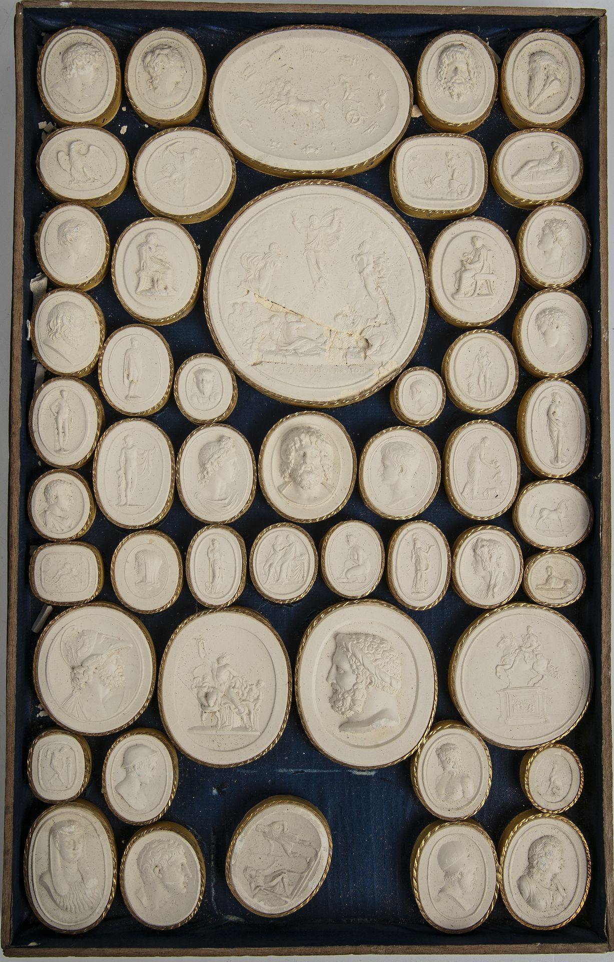 A large collection of Grand Tour plaster relief plaques approximately 400 in wooden trays. - Image 4 of 13