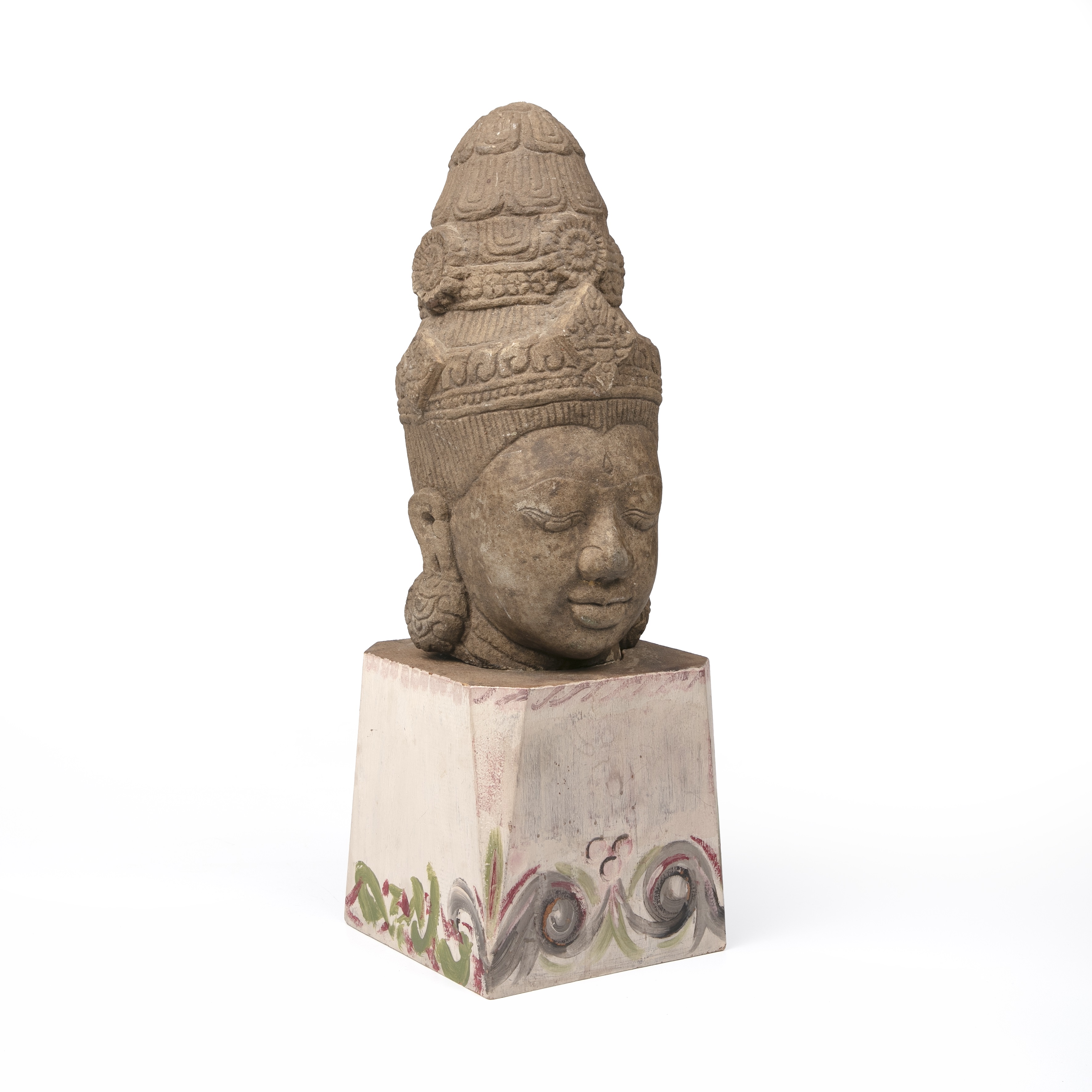 An Indian carved stone head 14cm wide 29cm high - Image 7 of 7