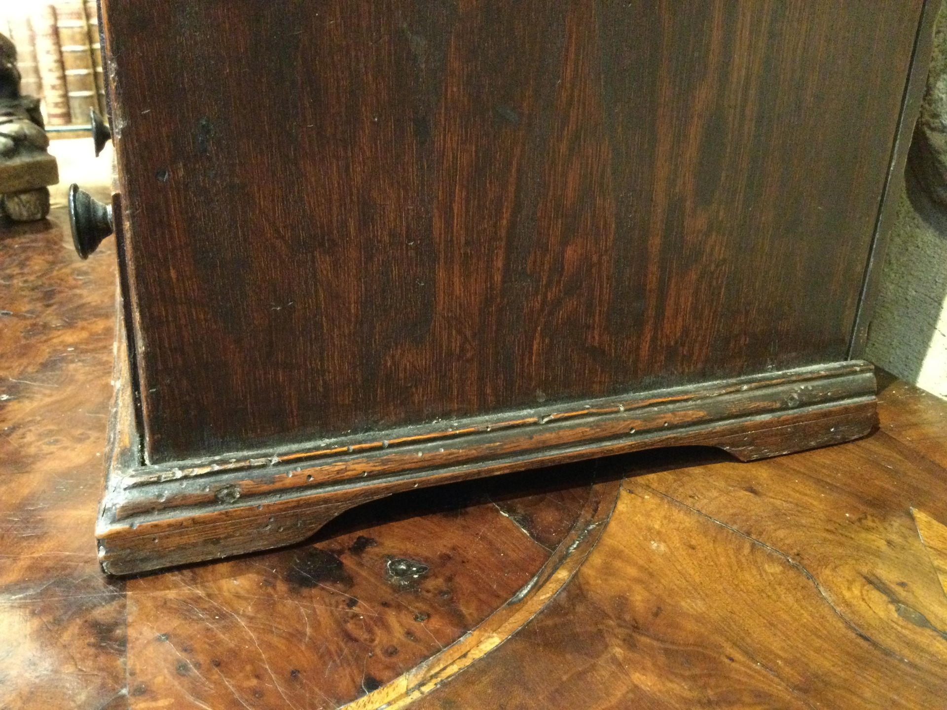 An 18th century elm apprentice bureau bookcase with panelled doors above a fall front three - Bild 11 aus 26