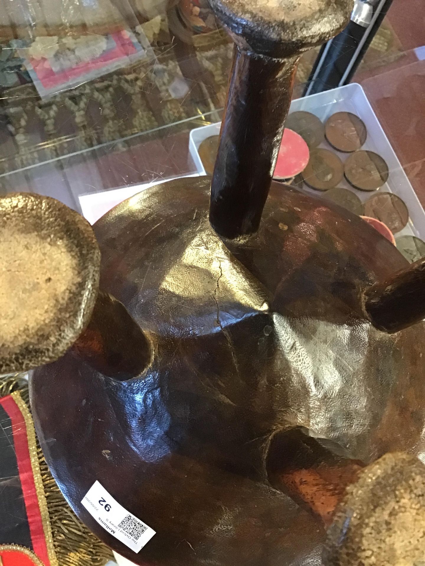 A 19th century African Zulu stick 90cm together with a 19th century African tribal stool 25cm wide - Bild 8 aus 22