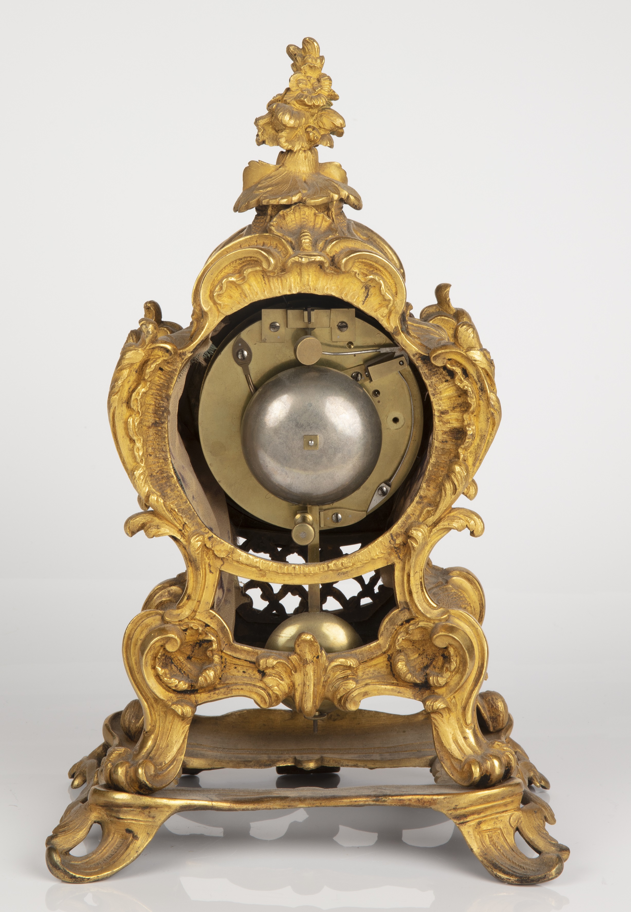 A 19th century ormolu table or mantle clock, the engine turned Roman dial signed John Peterkin, - Image 4 of 5