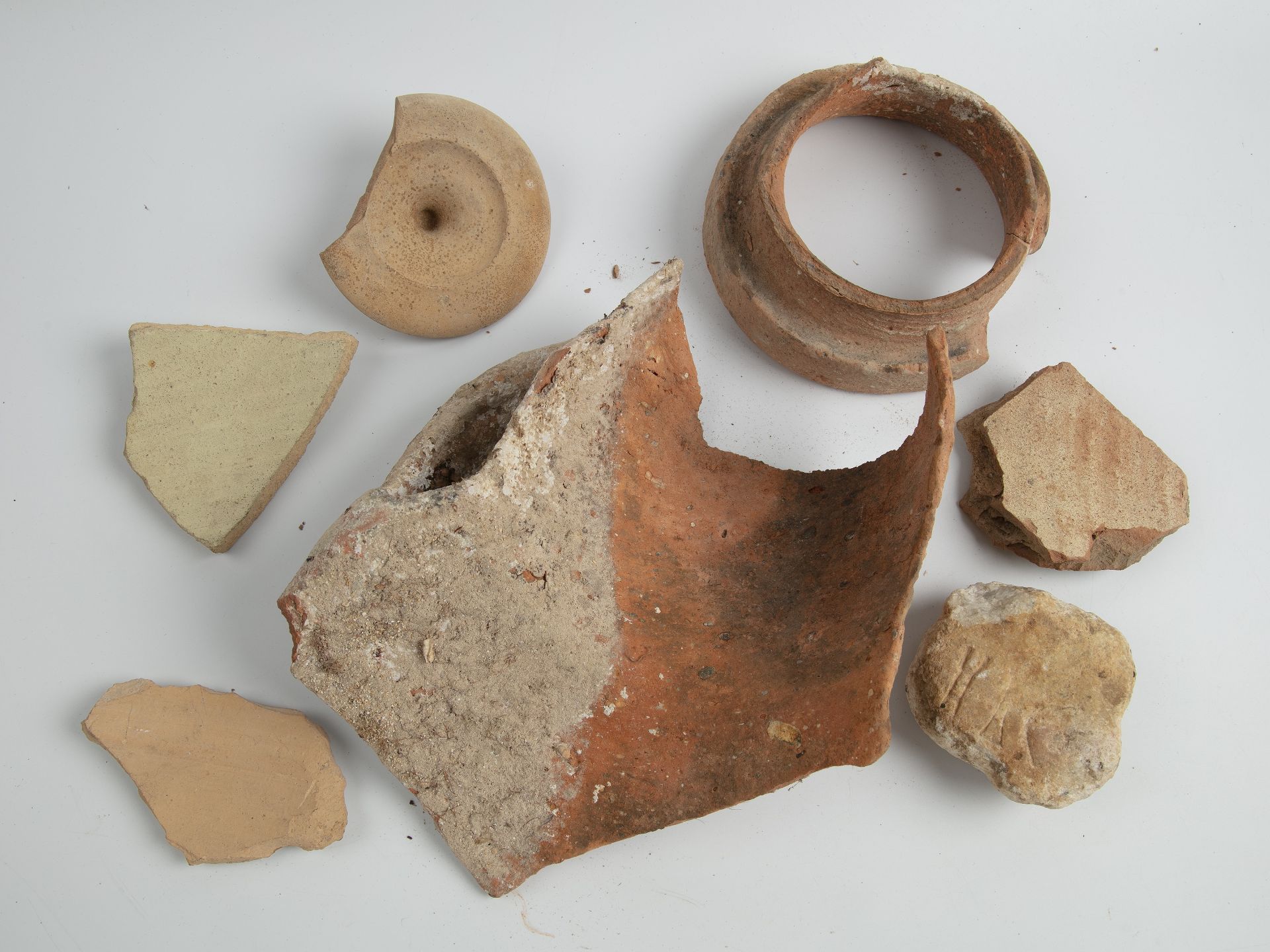 Roman Pottery shards from Leptus Magna - Bild 2 aus 2