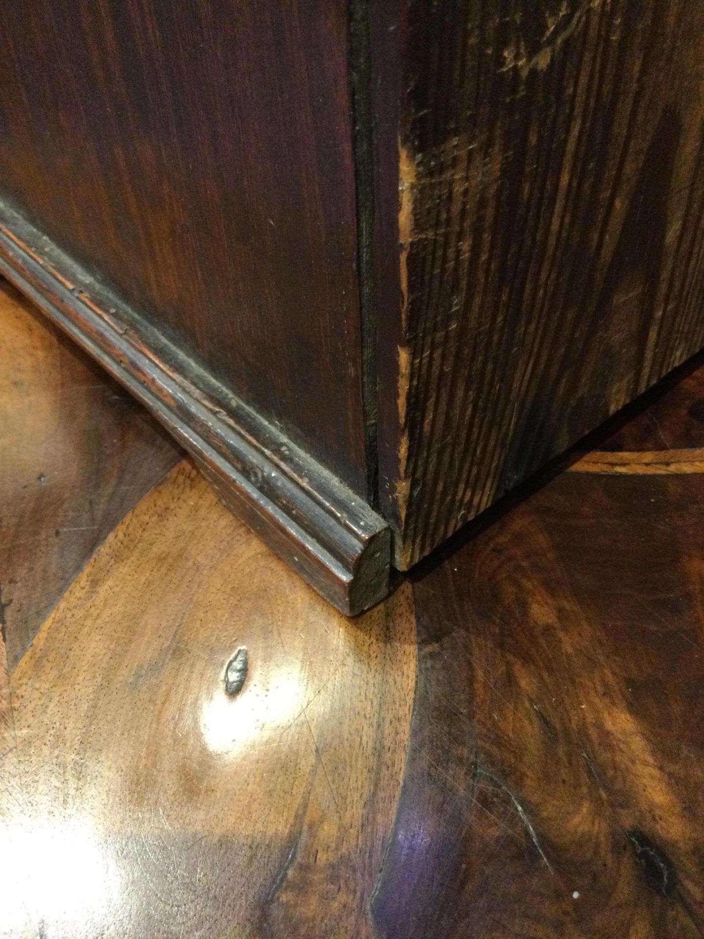 An 18th century elm apprentice bureau bookcase with panelled doors above a fall front three - Bild 14 aus 26