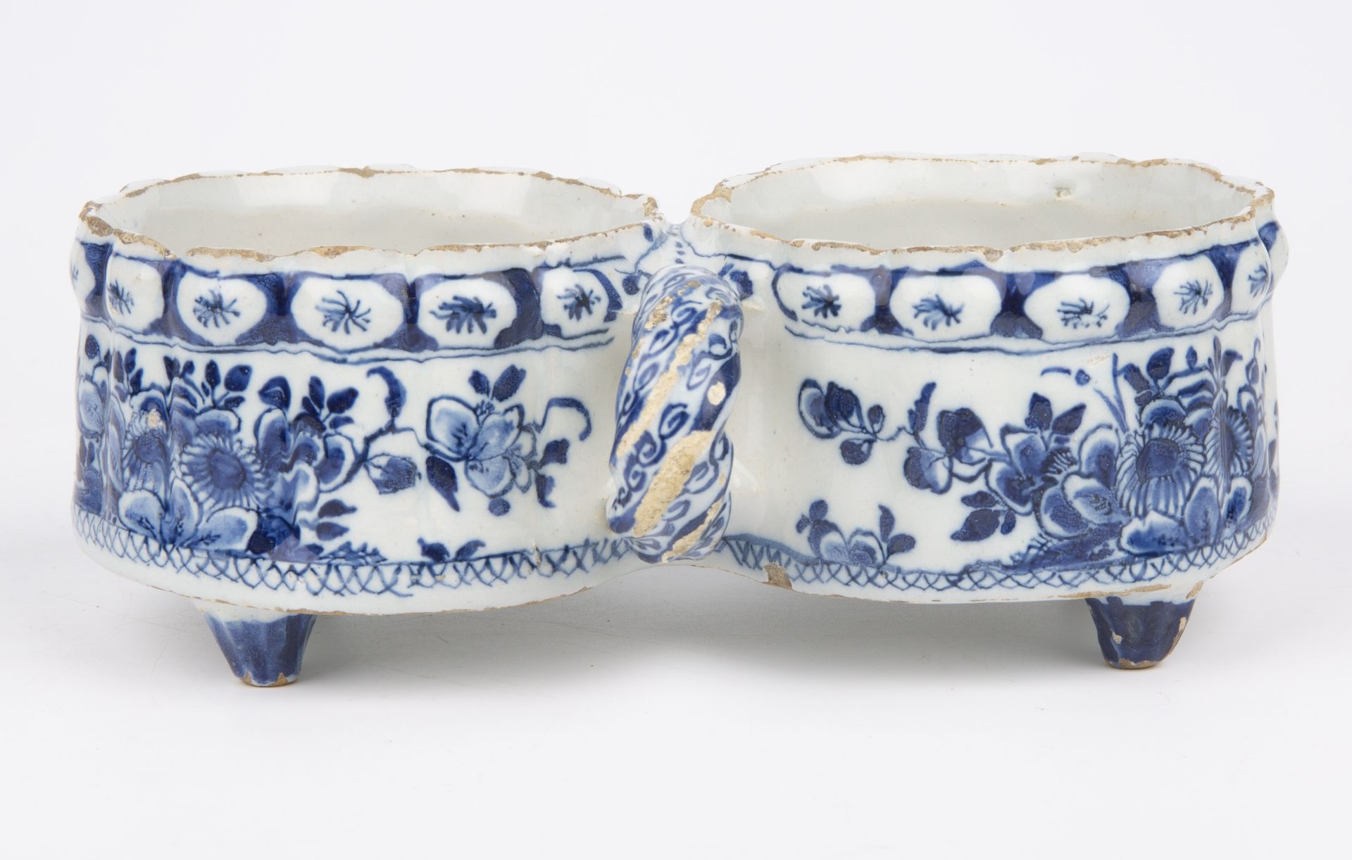 An early 18th century Delft cruet cira 1720, 19.5cm wide 7cm high Good with glaze chips - Image 2 of 6