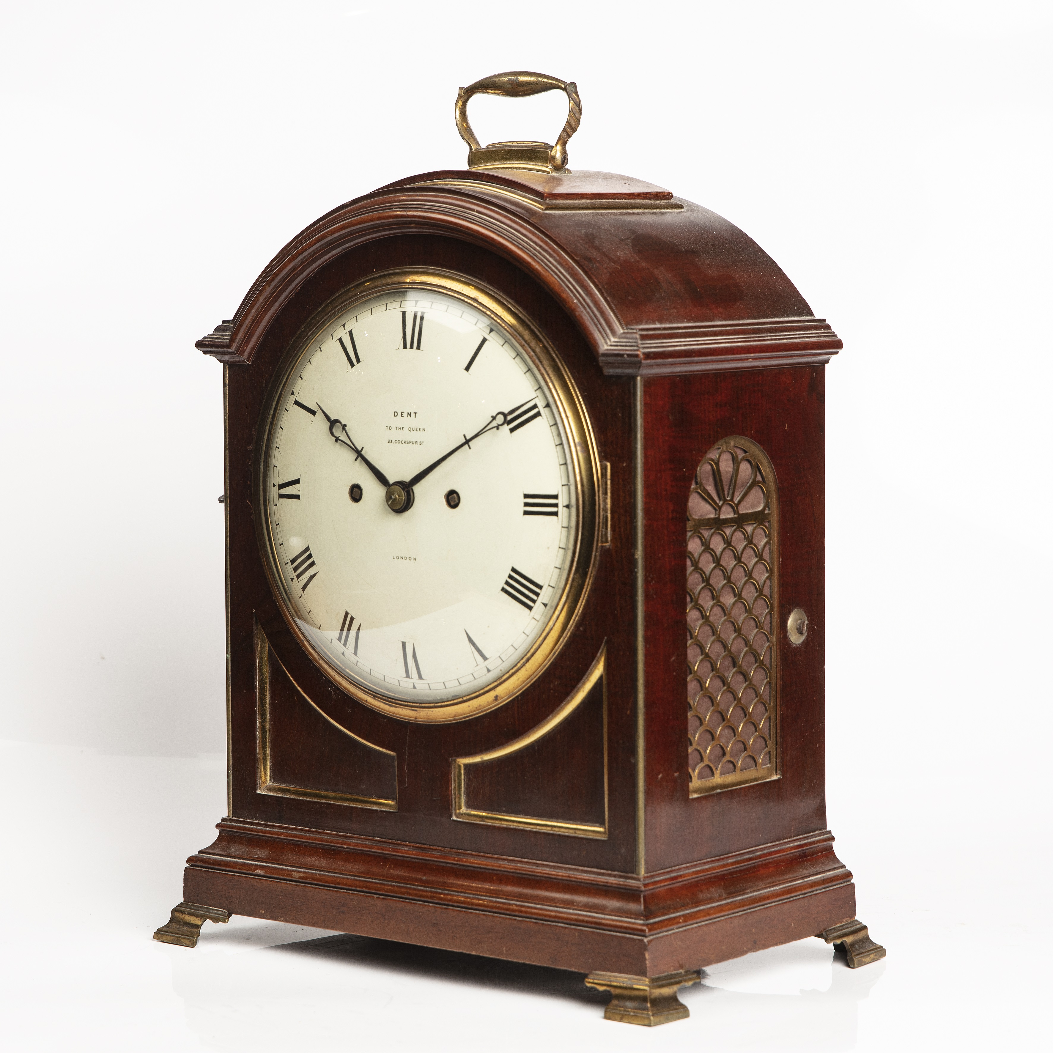 A late Victorian/Edwardian mahogany bracket clock, the white painted convex Roman dial signed - Image 3 of 4