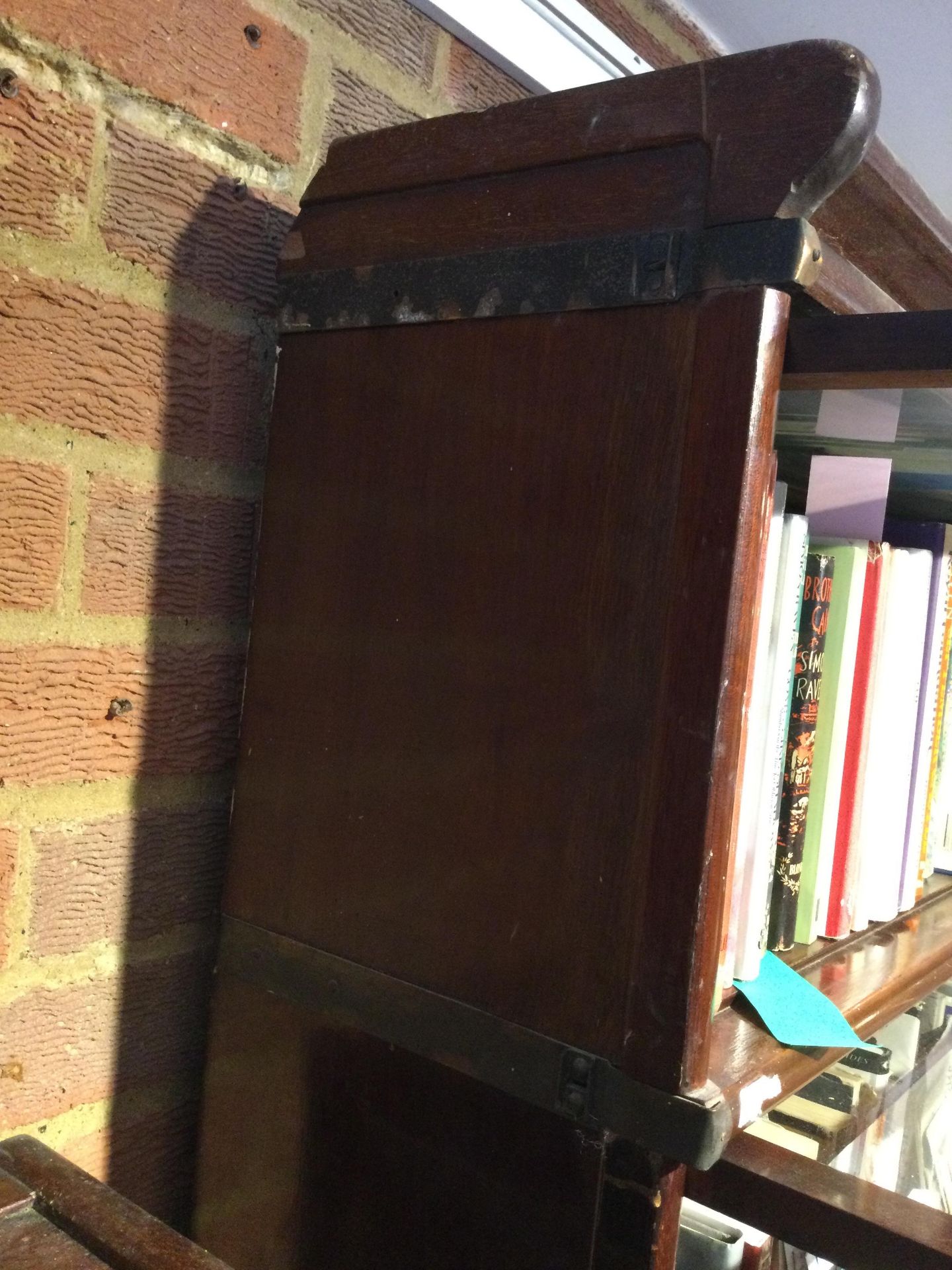 Two mahogany Globe Wernicke bookcases, a six section 87cm wide 37cm deep 218cm high and a four - Bild 21 aus 28