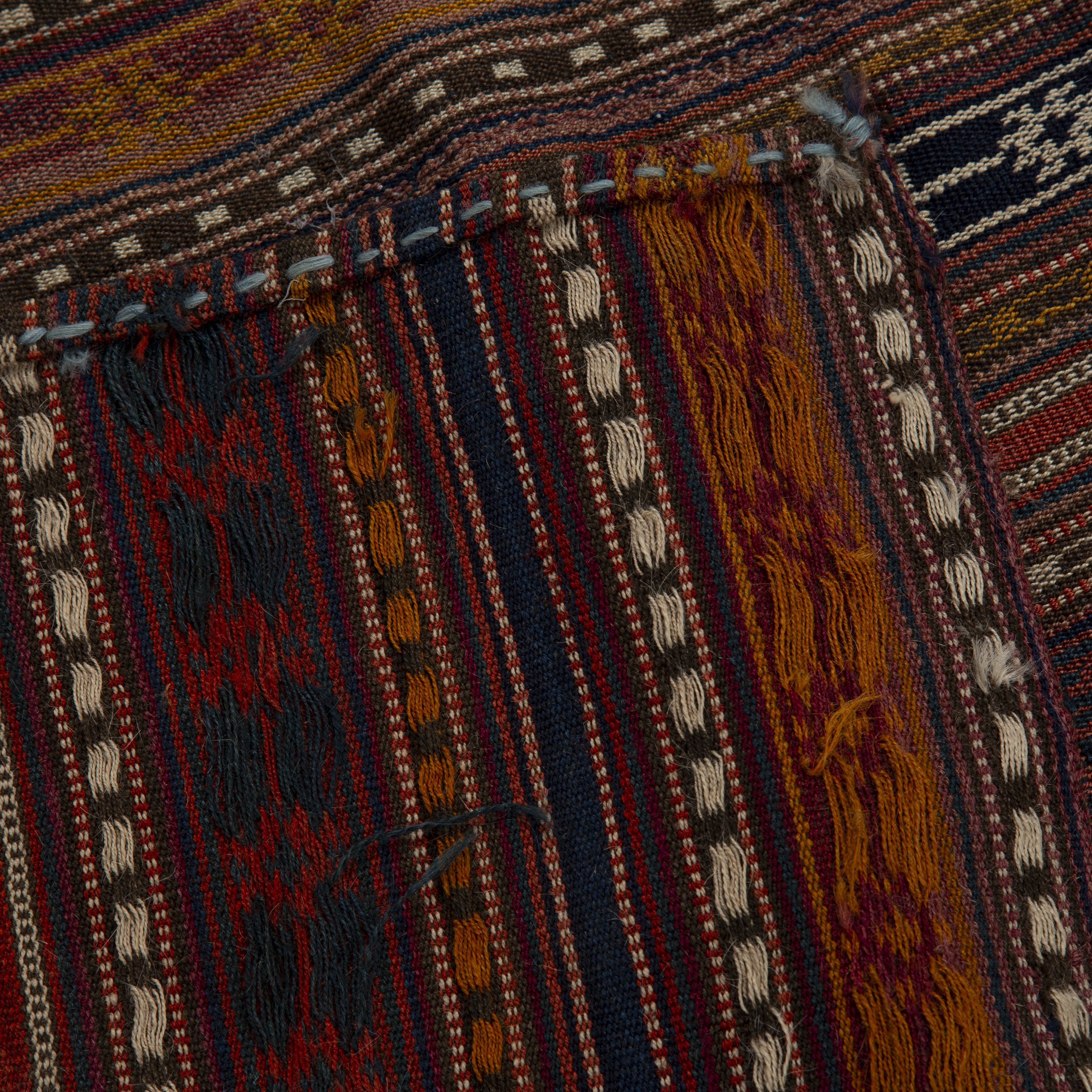 An early 20th century Jajim rug 143cm x 166cm together with a white ground mat (2) - Image 2 of 3