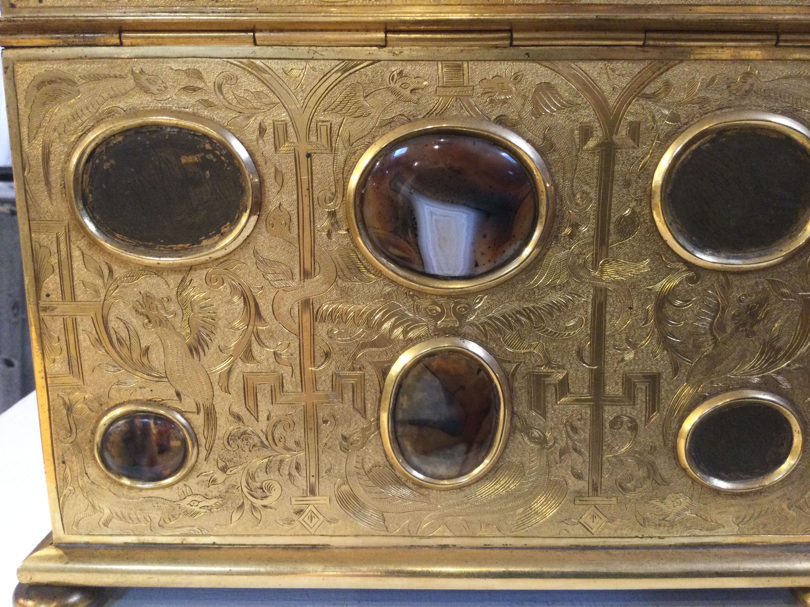 A 19th century correspondence gilt box with engraved decoration and inset cabochon stones hardstones - Image 12 of 25