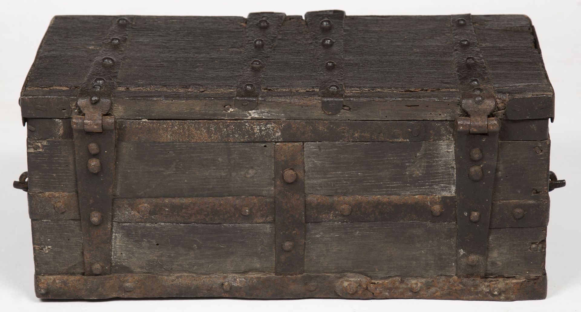 An early 16th century English studded iron bound money box 52cm wide 28cm deep 23cm high - Image 3 of 4