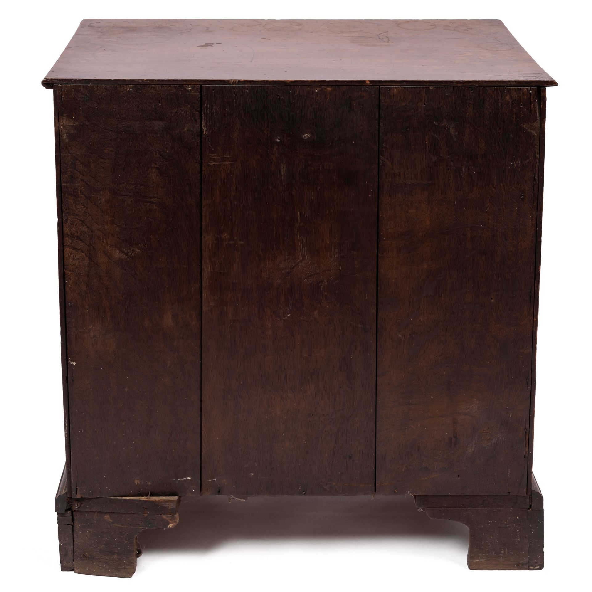 A George III mahogany chest of four long drawers having brass swan neck handles, a brushing slide - Bild 2 aus 31