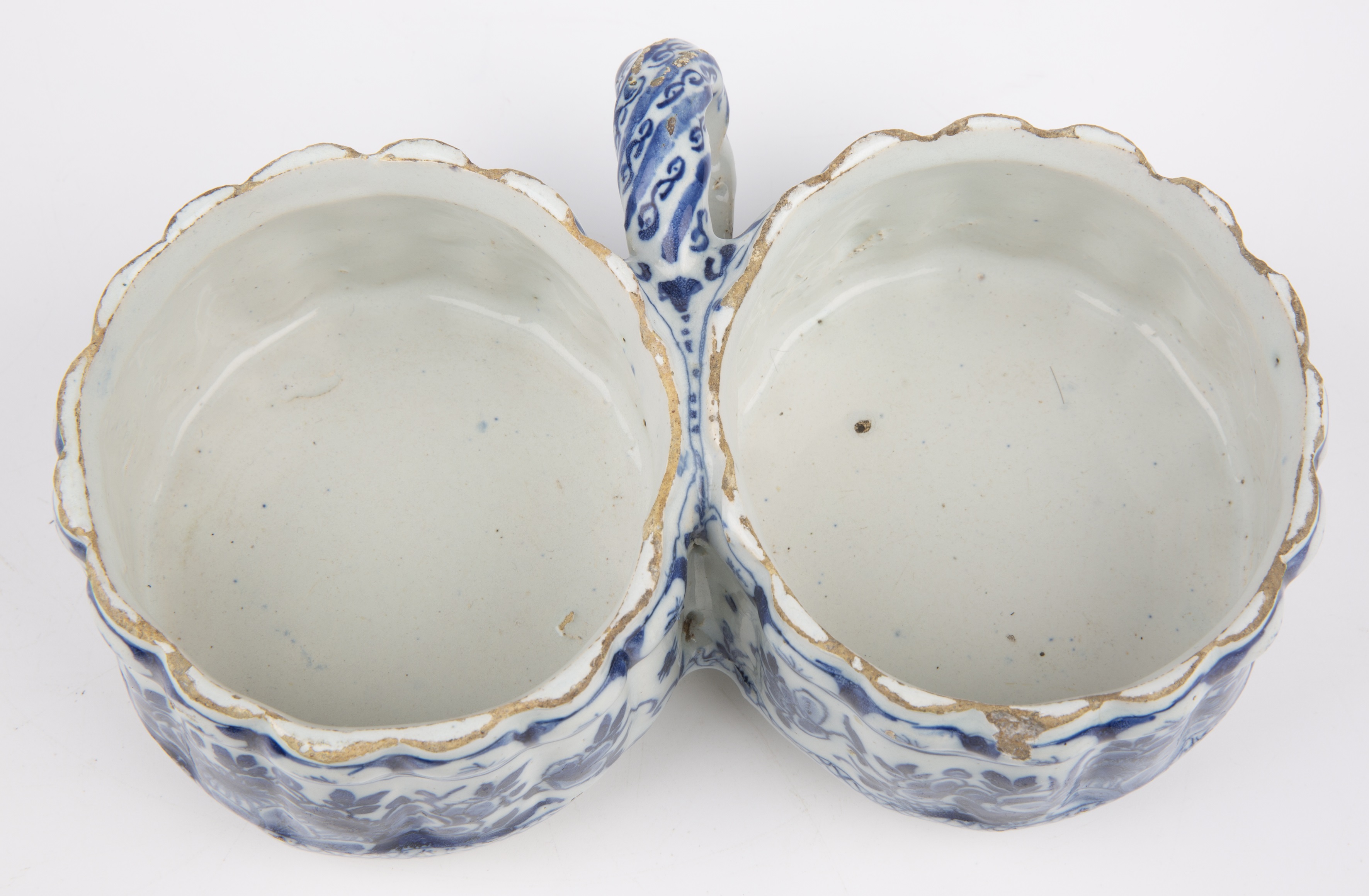 An early 18th century Delft cruet cira 1720, 19.5cm wide 7cm high Good with glaze chips - Image 6 of 6