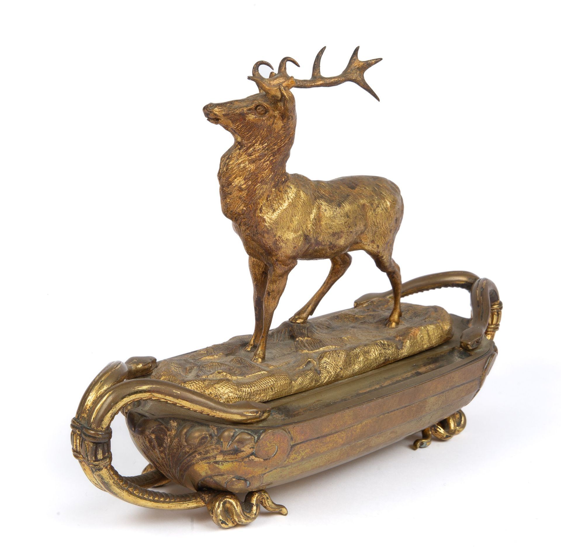 A 19th century gilt metal inkstand with a stag surmount on a boat-shaped base and with serpent - Bild 2 aus 4