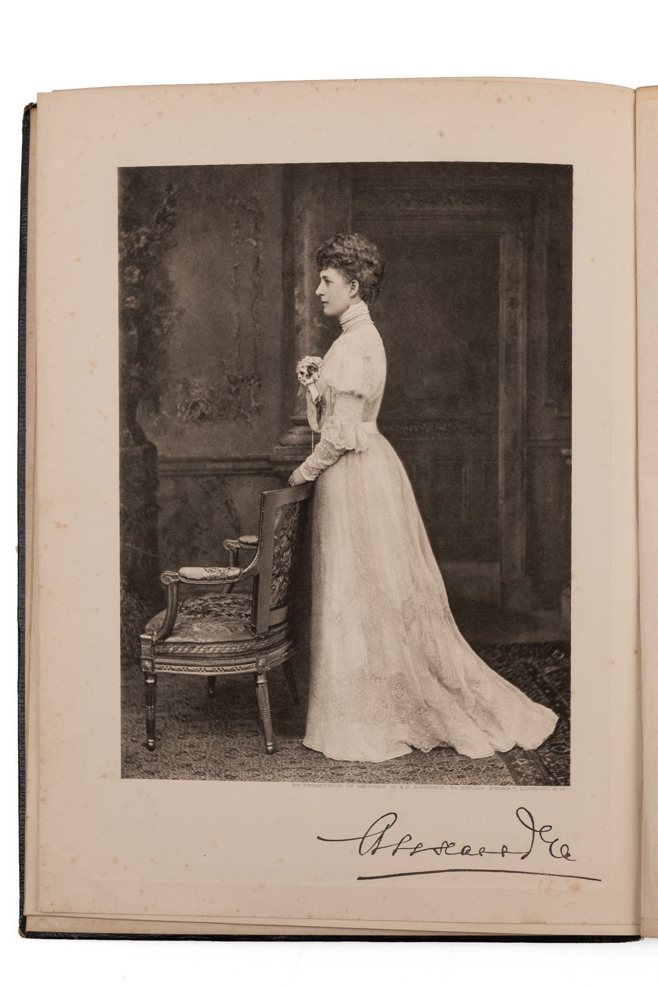 Queen Alexandra's Christmas Gilft Book. 'Photographs from my Camera'. Daily Telegraph 1908 plus King - Bild 3 aus 4