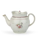 A late 18th century Lowestoft or Worcester teapot, 23cm wide 15cm deep 14cm high