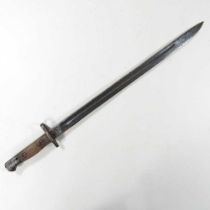 An early 20th century 1907 pattern bayonet, 53cm long