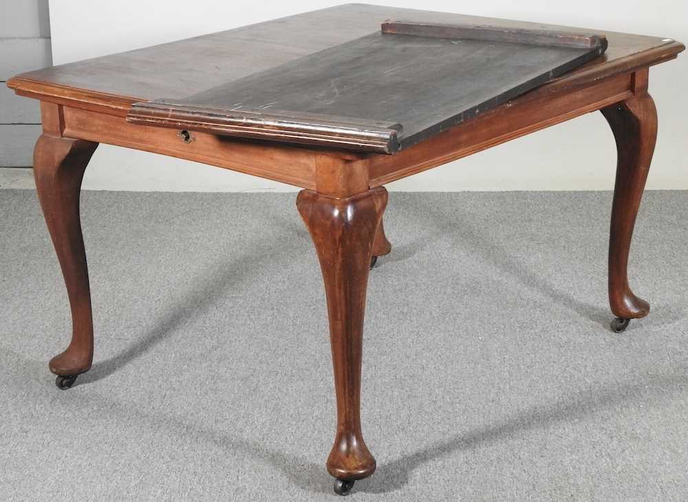 An early 20th century walnut wind-out extending dining table, with an additional leaf, on cabriole - Image 2 of 9