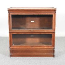 An early 20th century Globe Wernicke sectional bookcase, of small proportions 87w x 31d x 93h cm