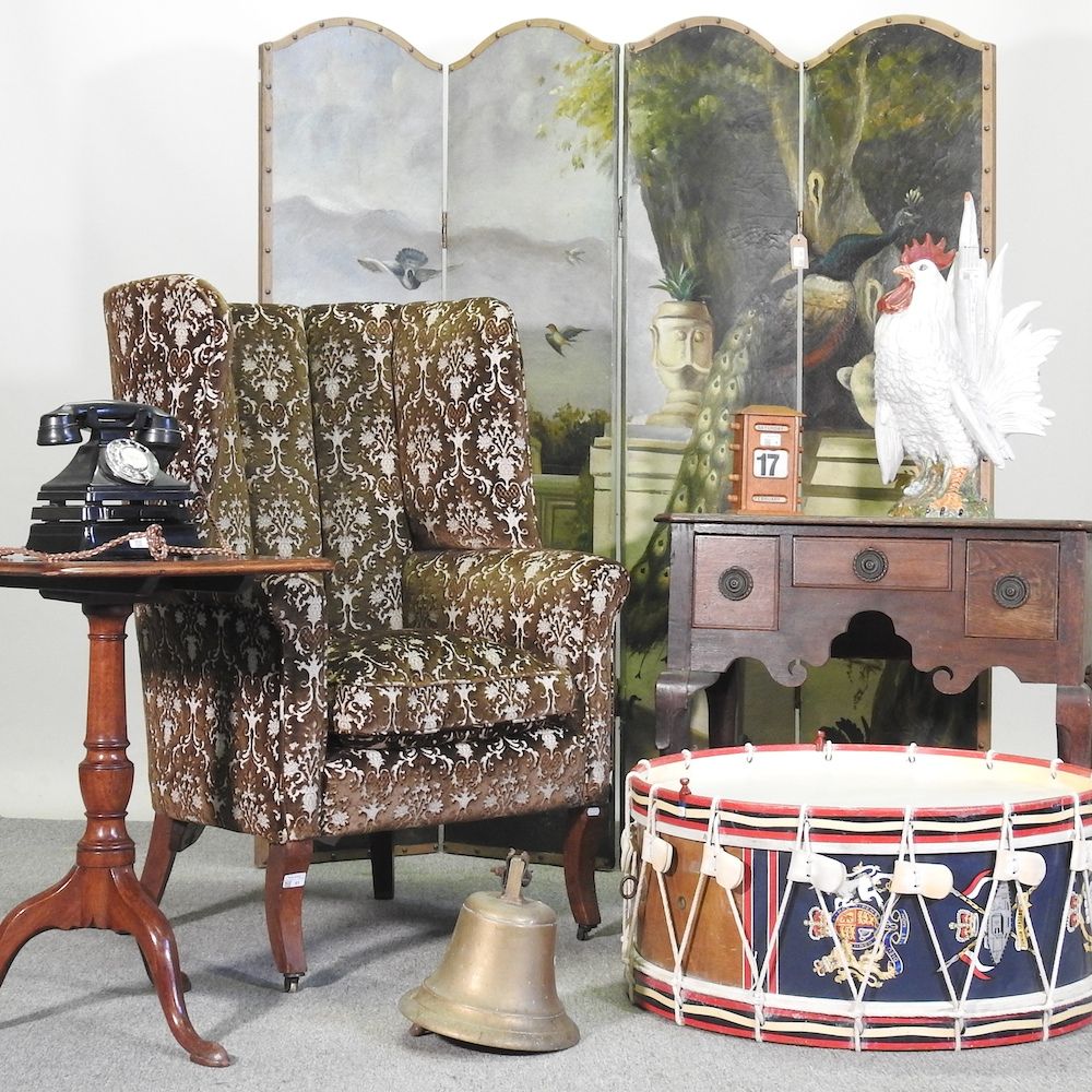 Antiques & Interiors