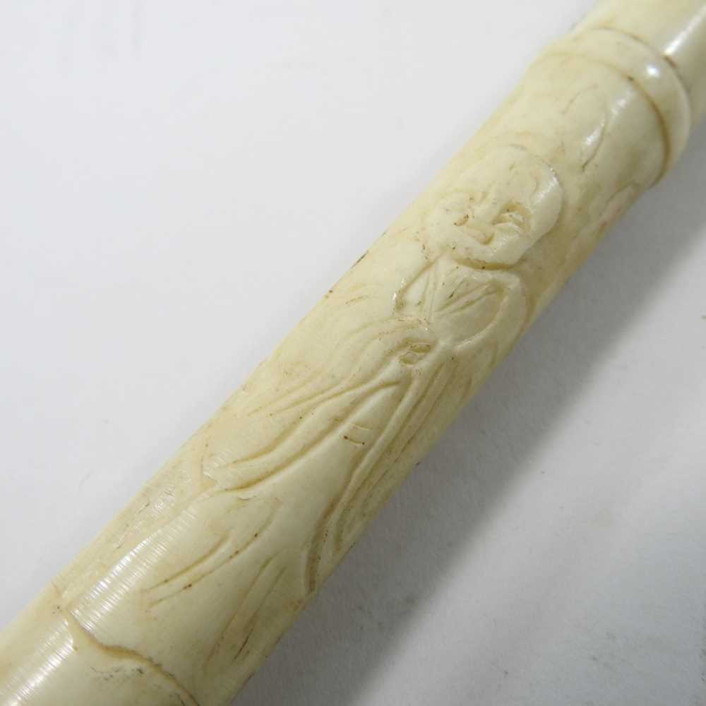 A Chinese carved bone sectional walking stick, with a horn handle, 85cm long - Image 6 of 7