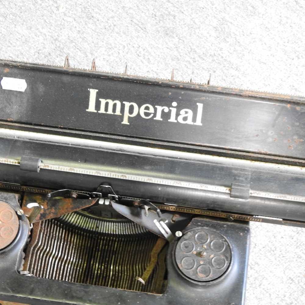 A vintage Imperial typewriter, together with another and a Universal money checker (3) - Image 4 of 9