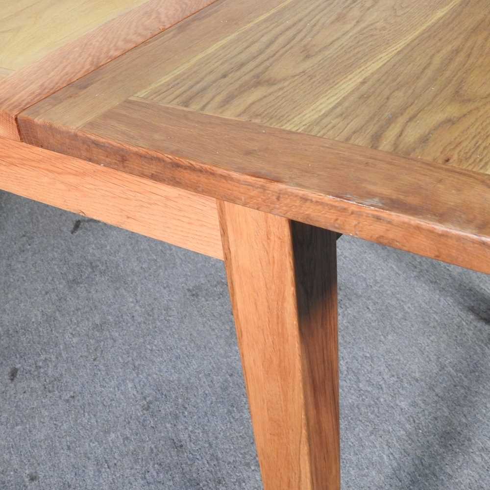 A modern light oak draw leaf dining table 148w x 86d x 77h cm Overall complete and usable but dirty, - Image 3 of 3