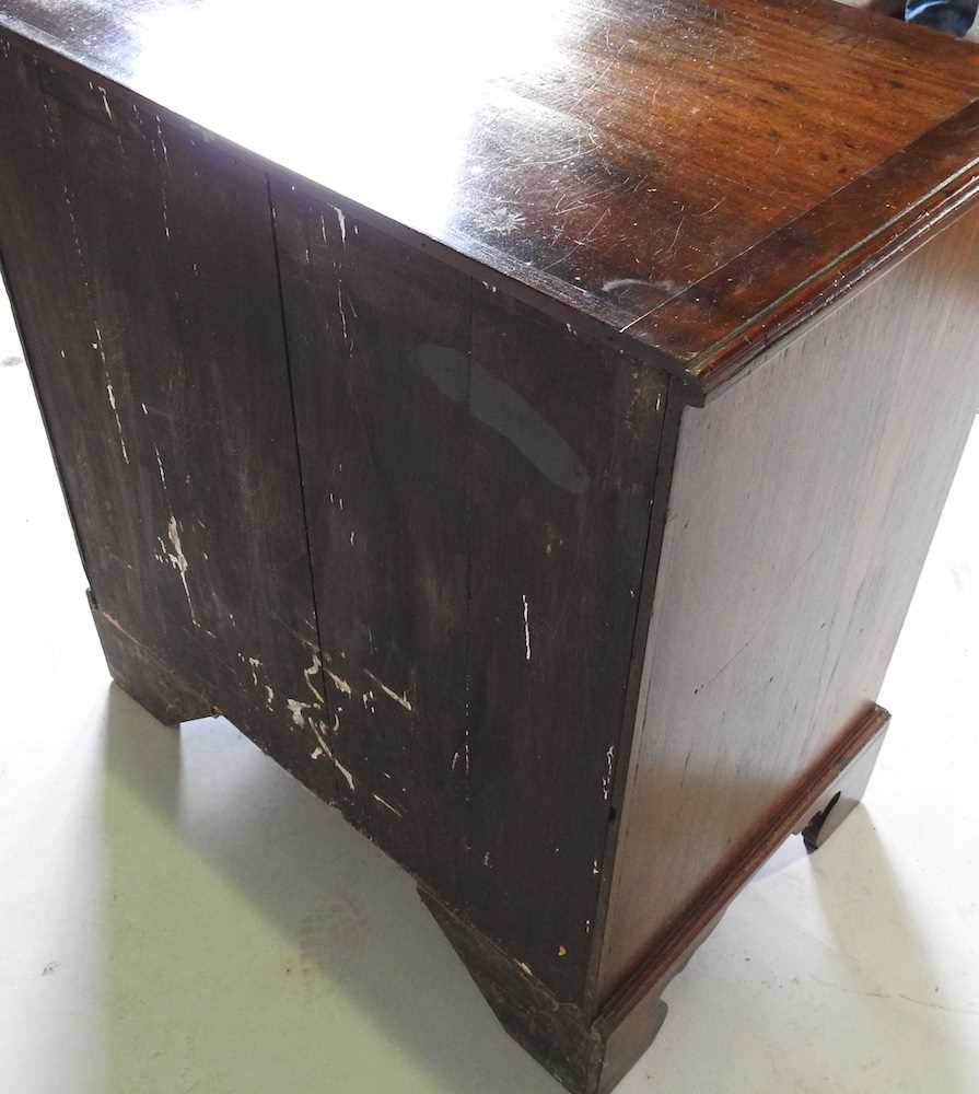 A 19th century mahogany and crossbanded bachelor's chest, with a brushing slide, on bracket feet 72w - Image 2 of 5